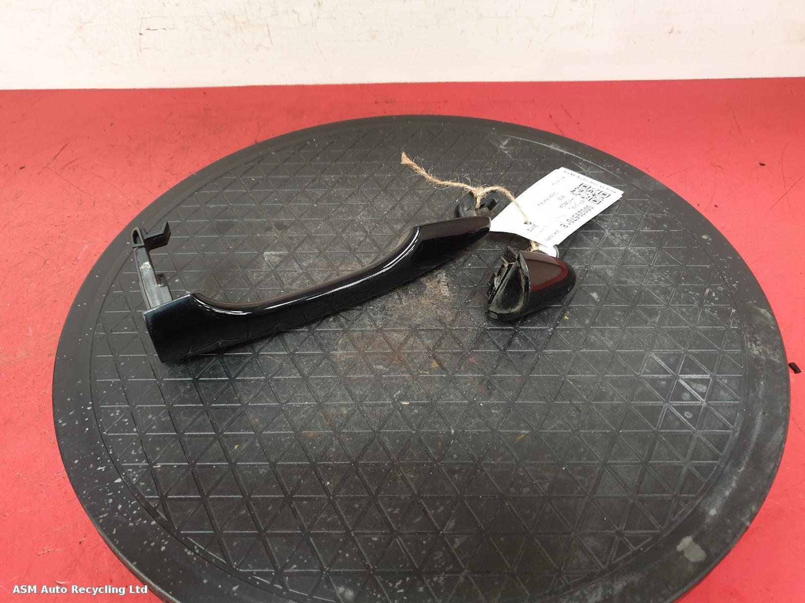 View Auto part Door Handle Hyundai Ix35 2012