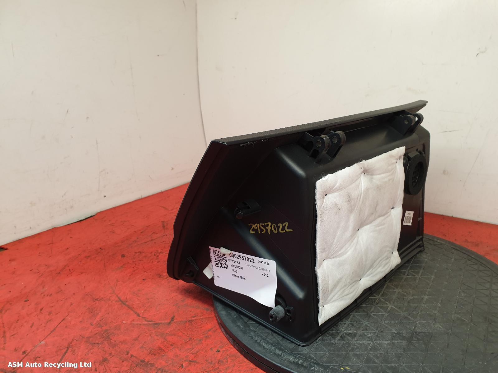 View Auto part Glove Box Hyundai Ix35 2012