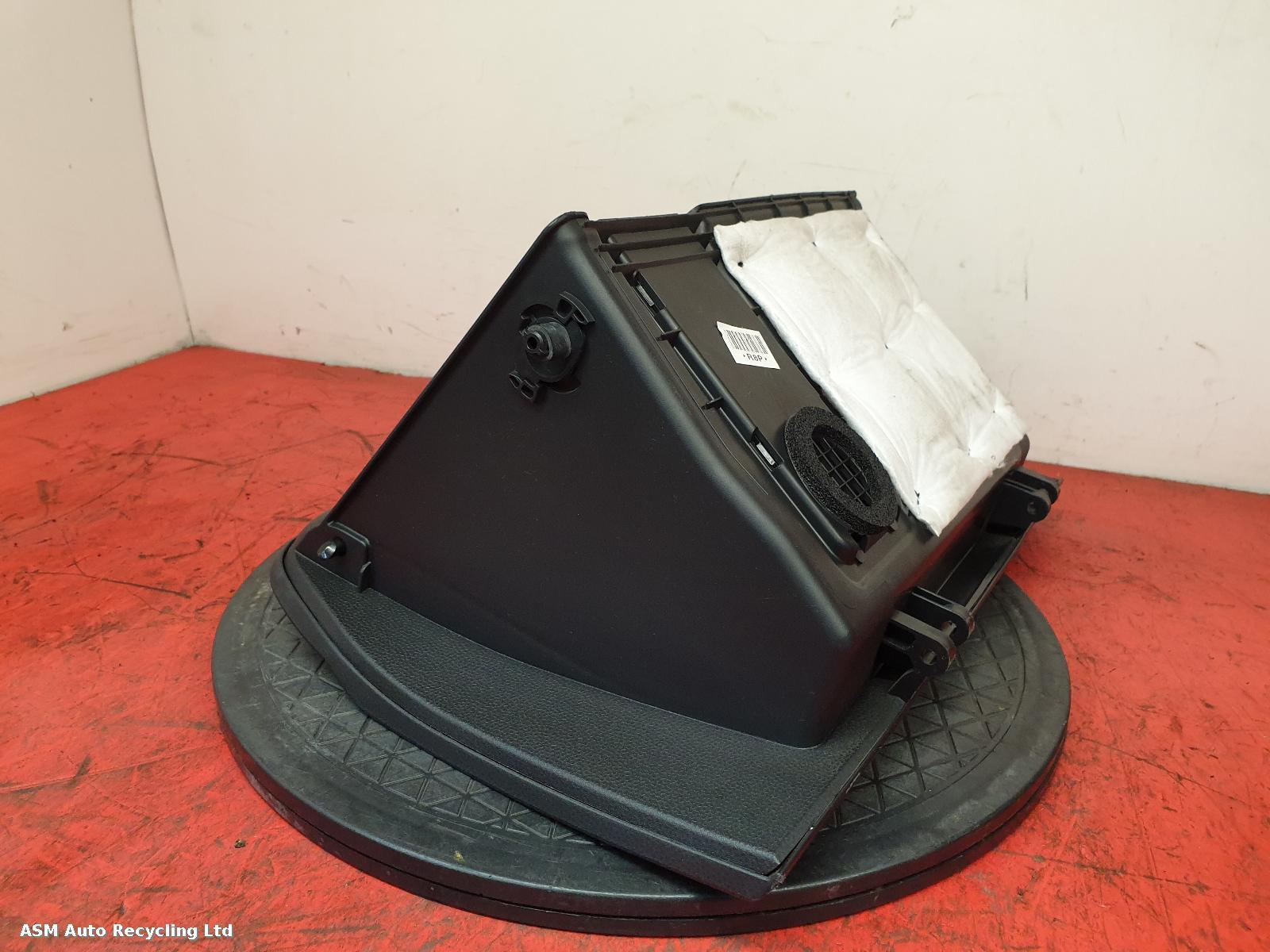 View Auto part Glove Box Hyundai Ix35 2012