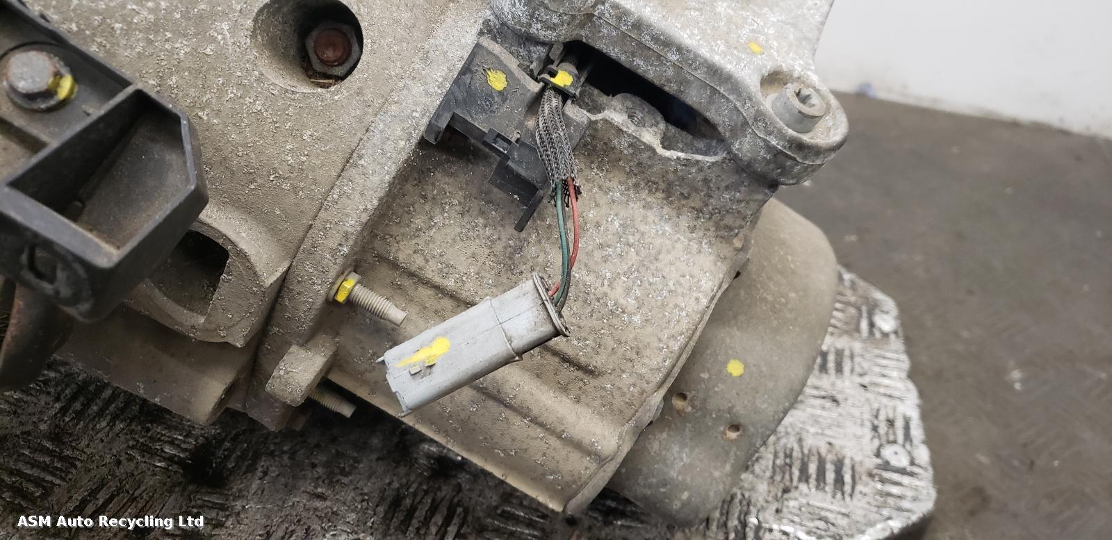 View Auto part Gearbox Vauxhall Crossland X 2017