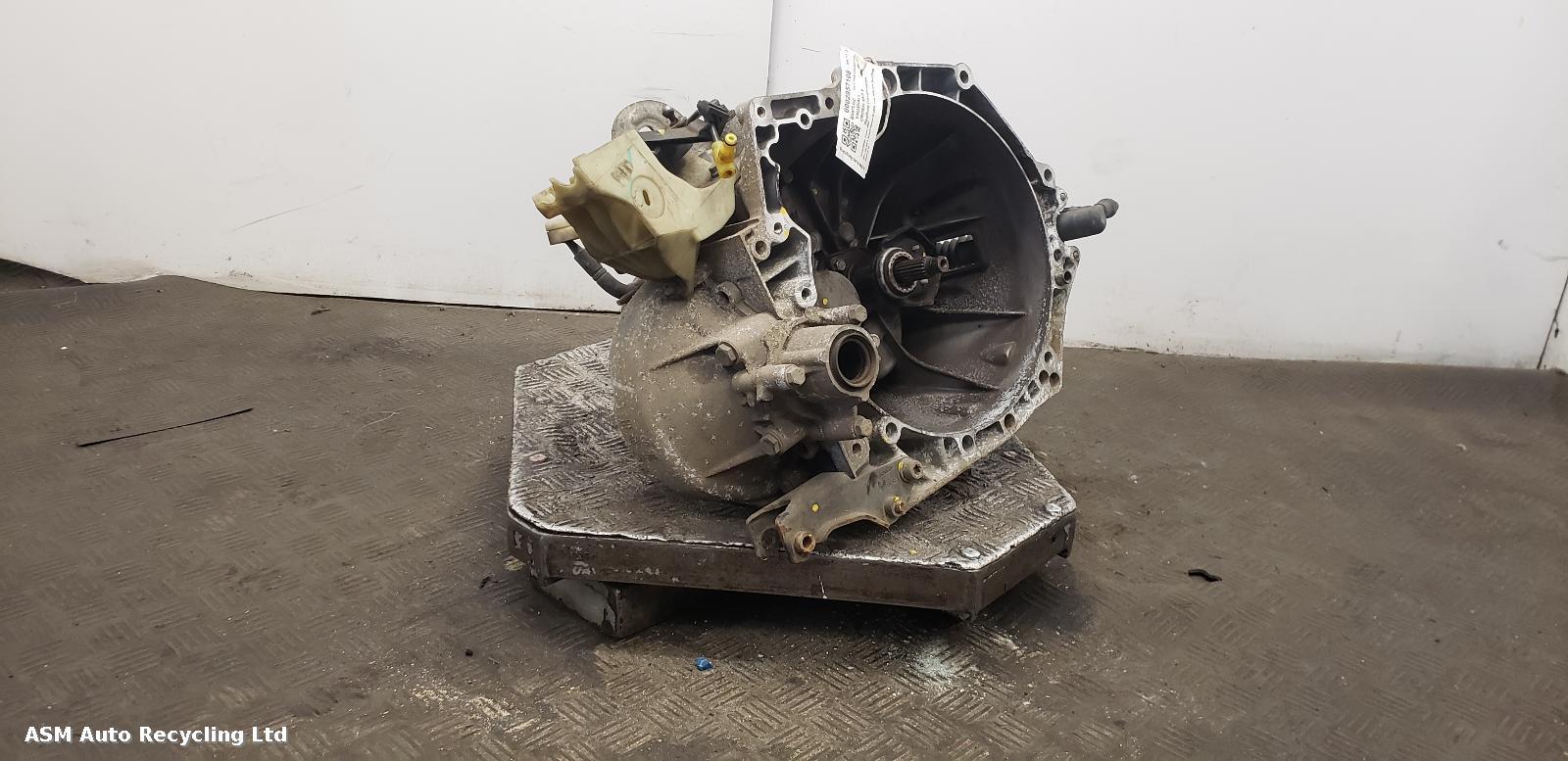 View Auto part Gearbox Vauxhall Crossland X 2017