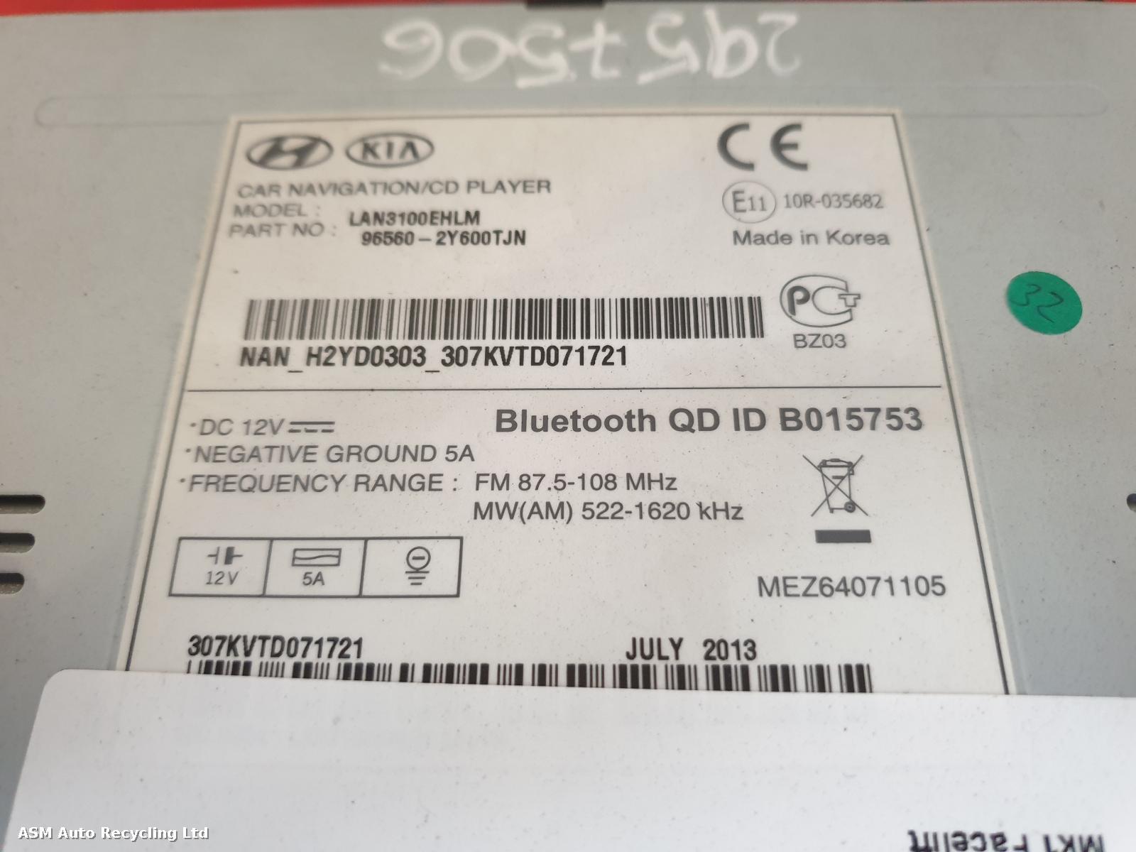 View Auto part CD Changer Hyundai Ix35 2013