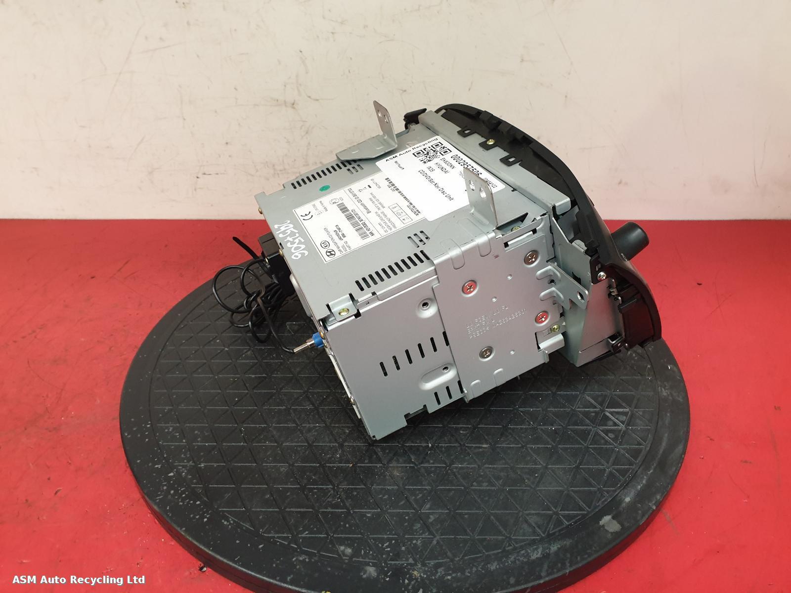 View Auto part CD Changer Hyundai Ix35 2013