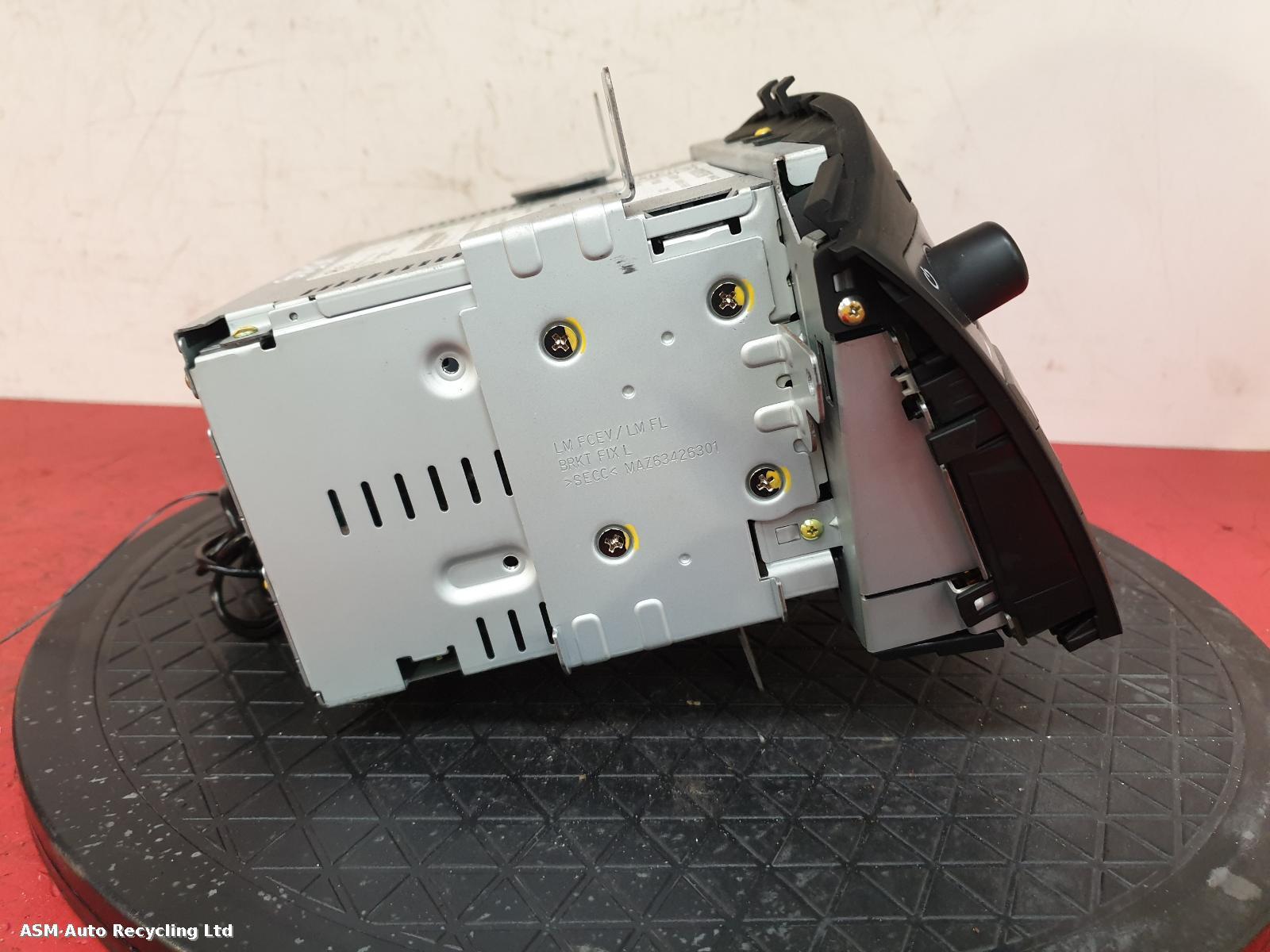 View Auto part CD Changer Hyundai Ix35 2013