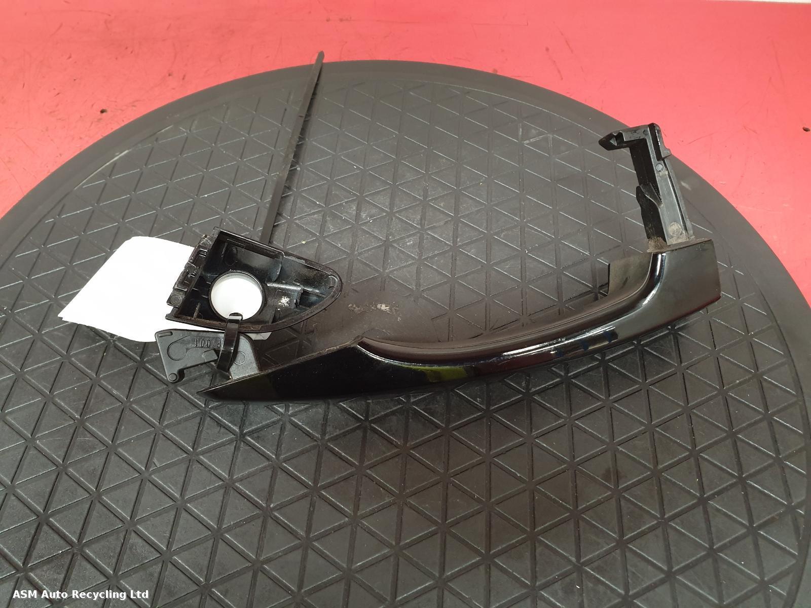 View Auto part Door Handle Hyundai Tucson 2016