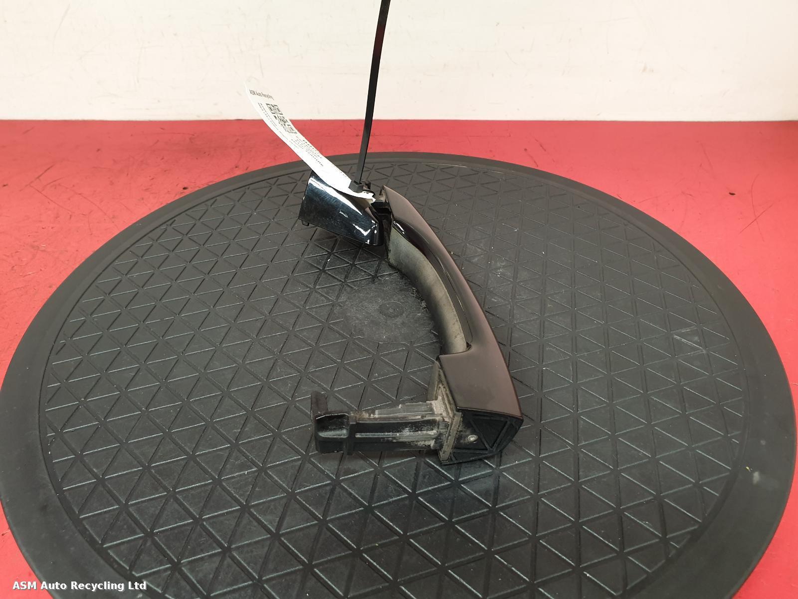 View Auto part Door Handle Hyundai Tucson 2016