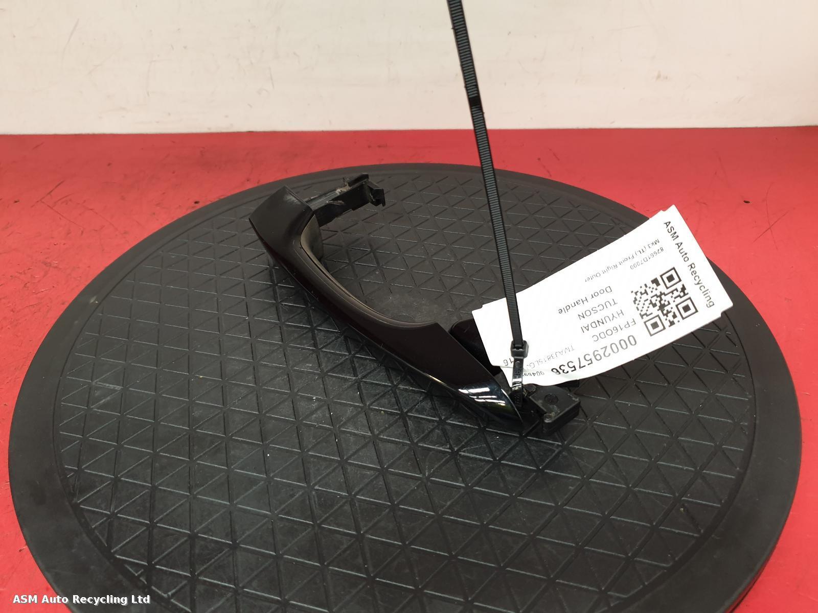 View Auto part Door Handle Hyundai Tucson 2016