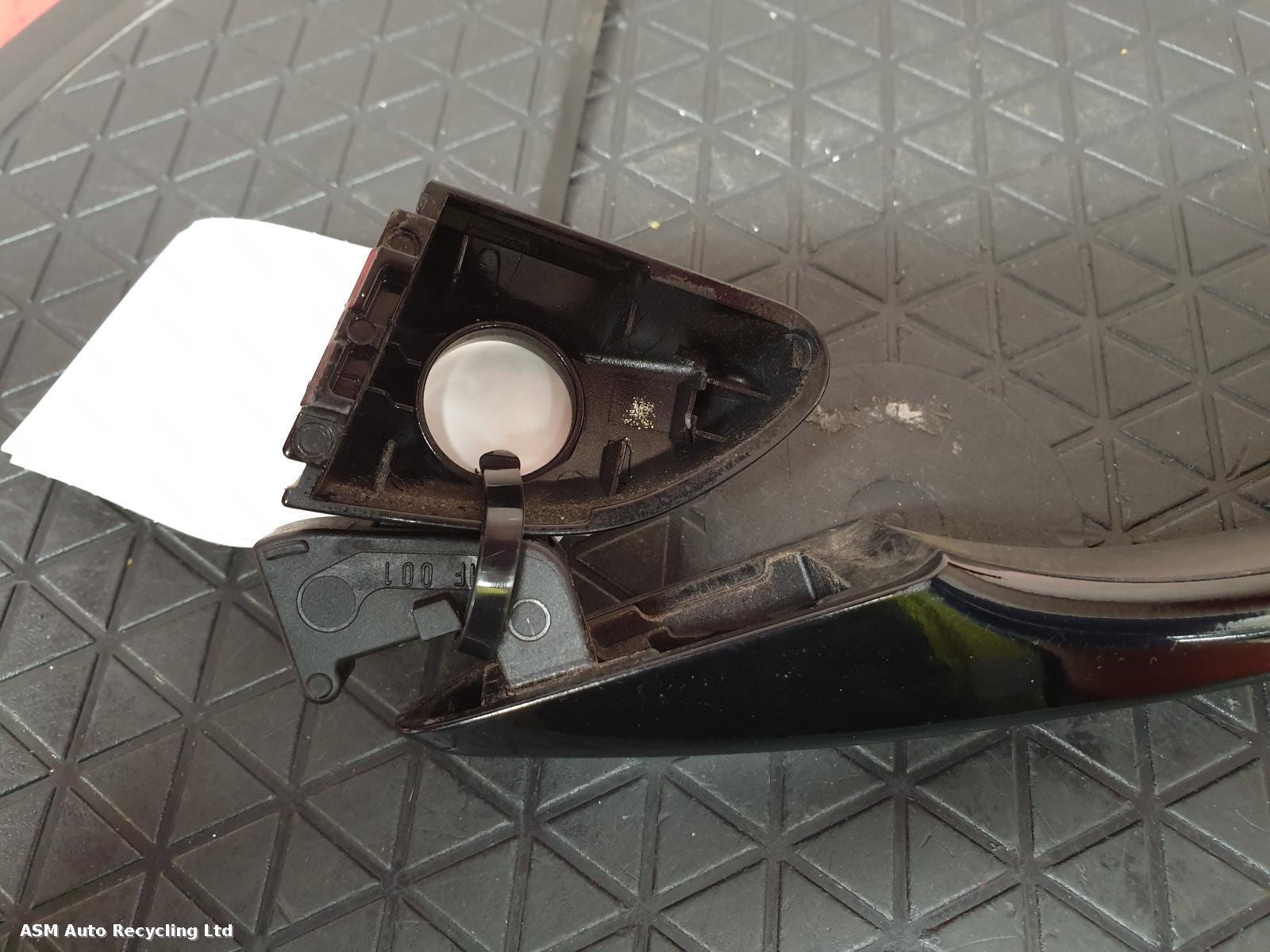 View Auto part Door Handle Hyundai Tucson 2016