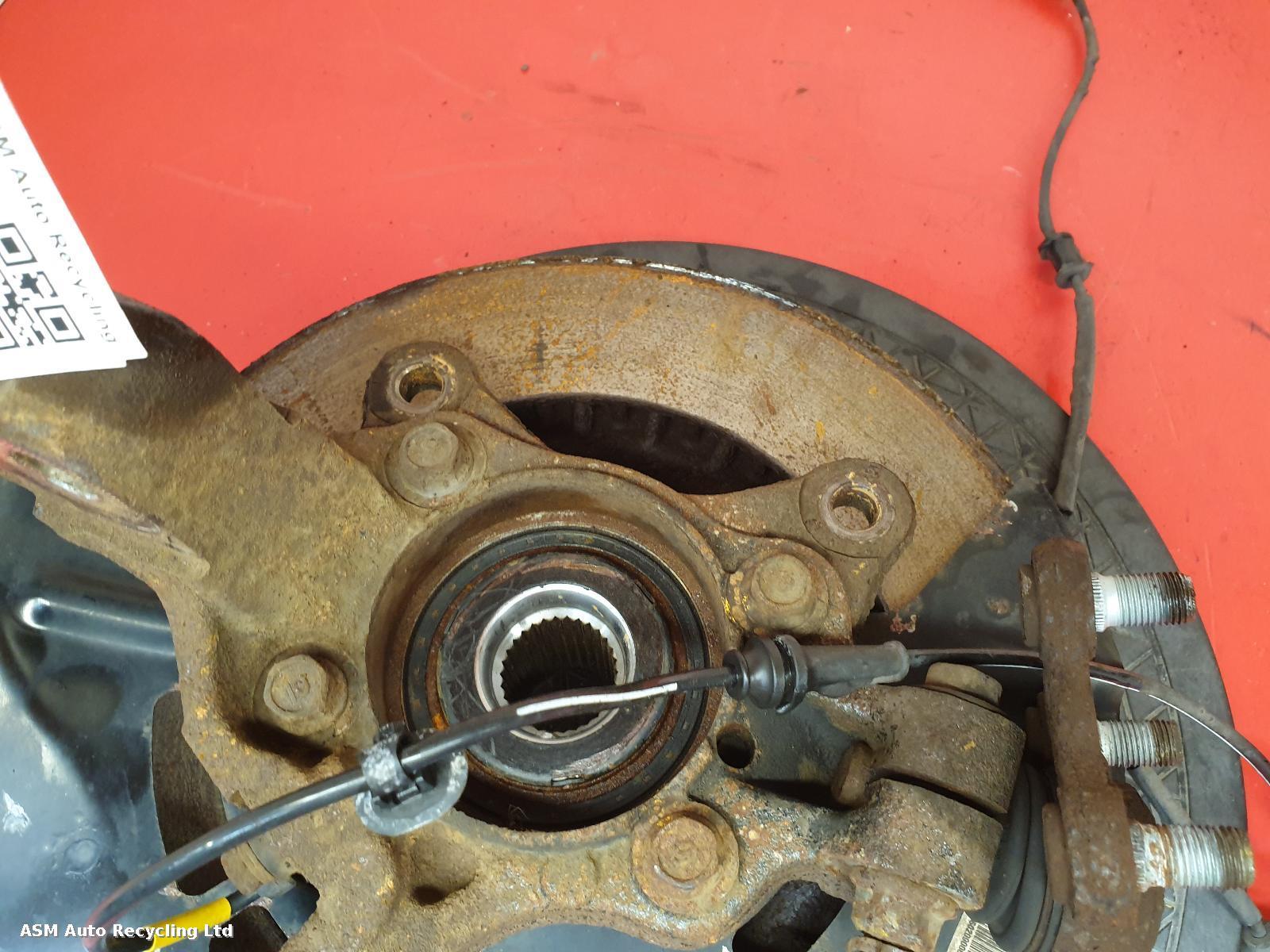 View Auto part LF Hub/Stub Axle Assembly Hyundai Tucson 2016
