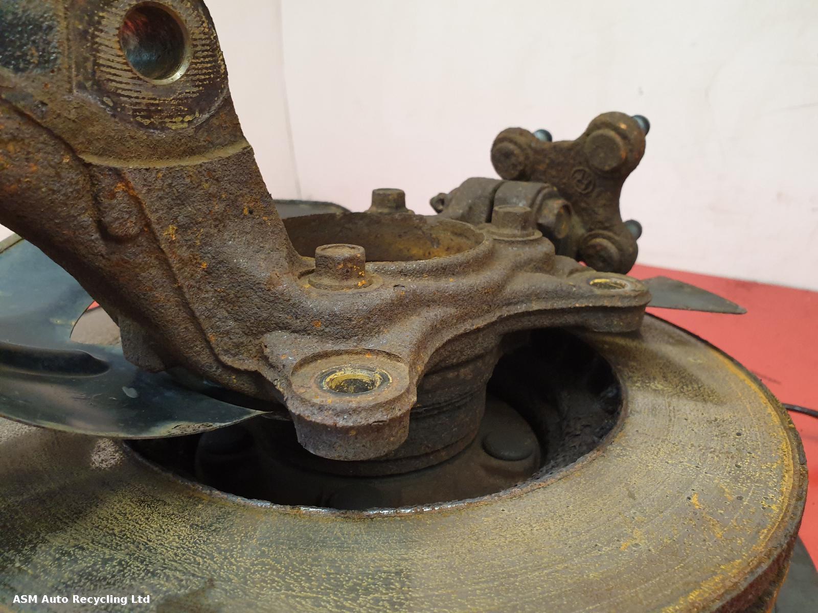 View Auto part RF Hub/Stub Axle Assembly Hyundai Tucson 2016