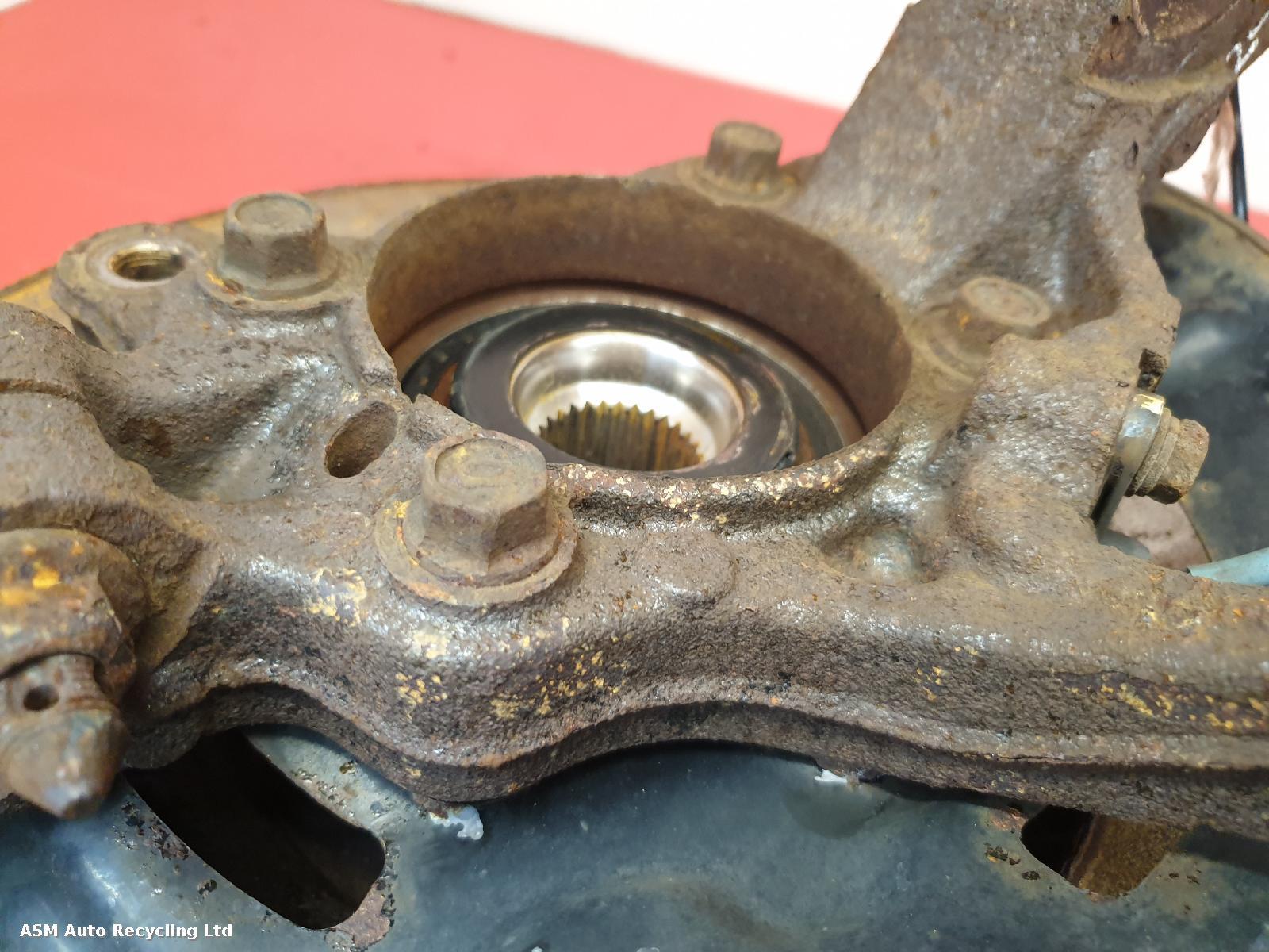 View Auto part RF Hub/Stub Axle Assembly Hyundai Tucson 2016