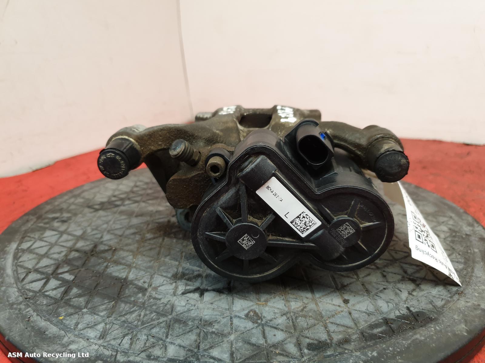 View Auto part Caliper Mazda 3  2021