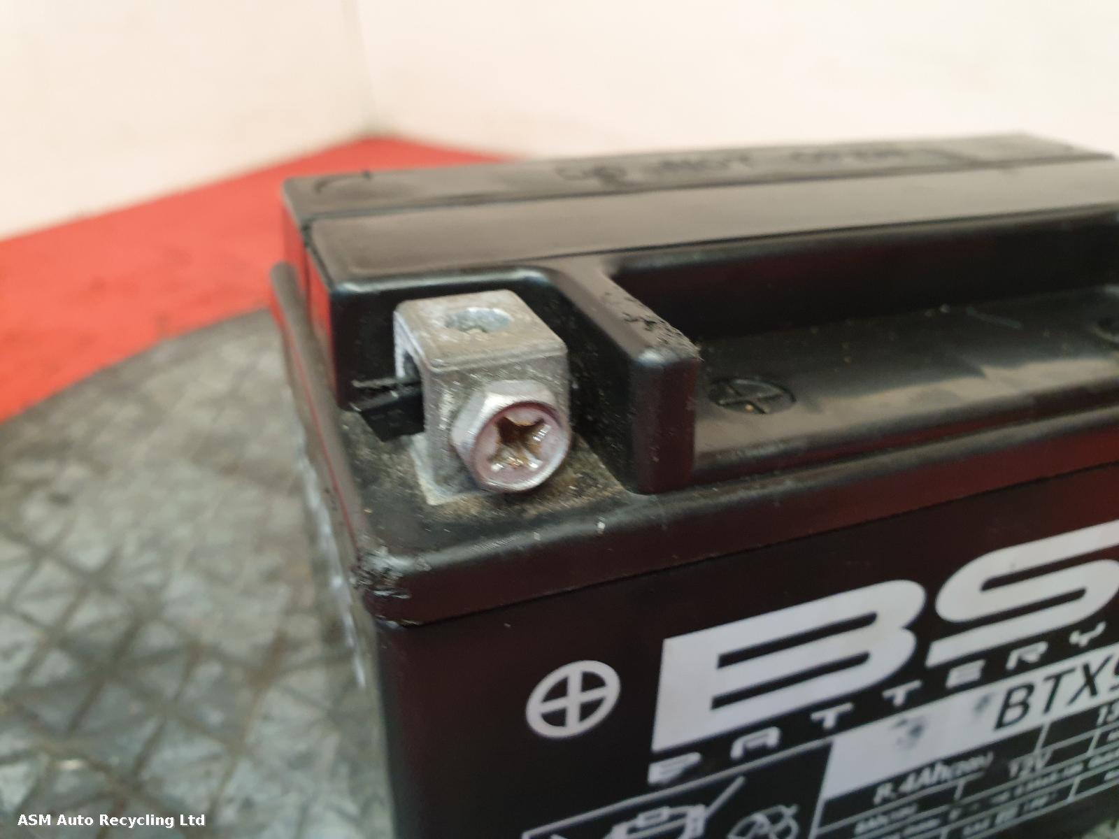 View Auto part Battery Yamaha Yp 125 2013