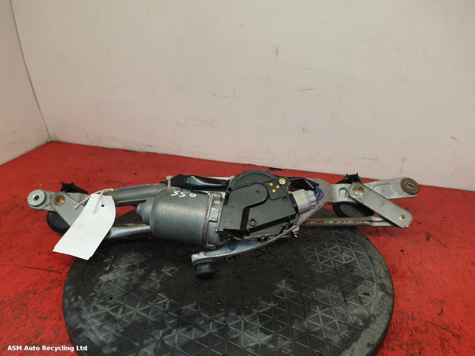 View Auto part Wiper Motor Front Toyota Auris 2009