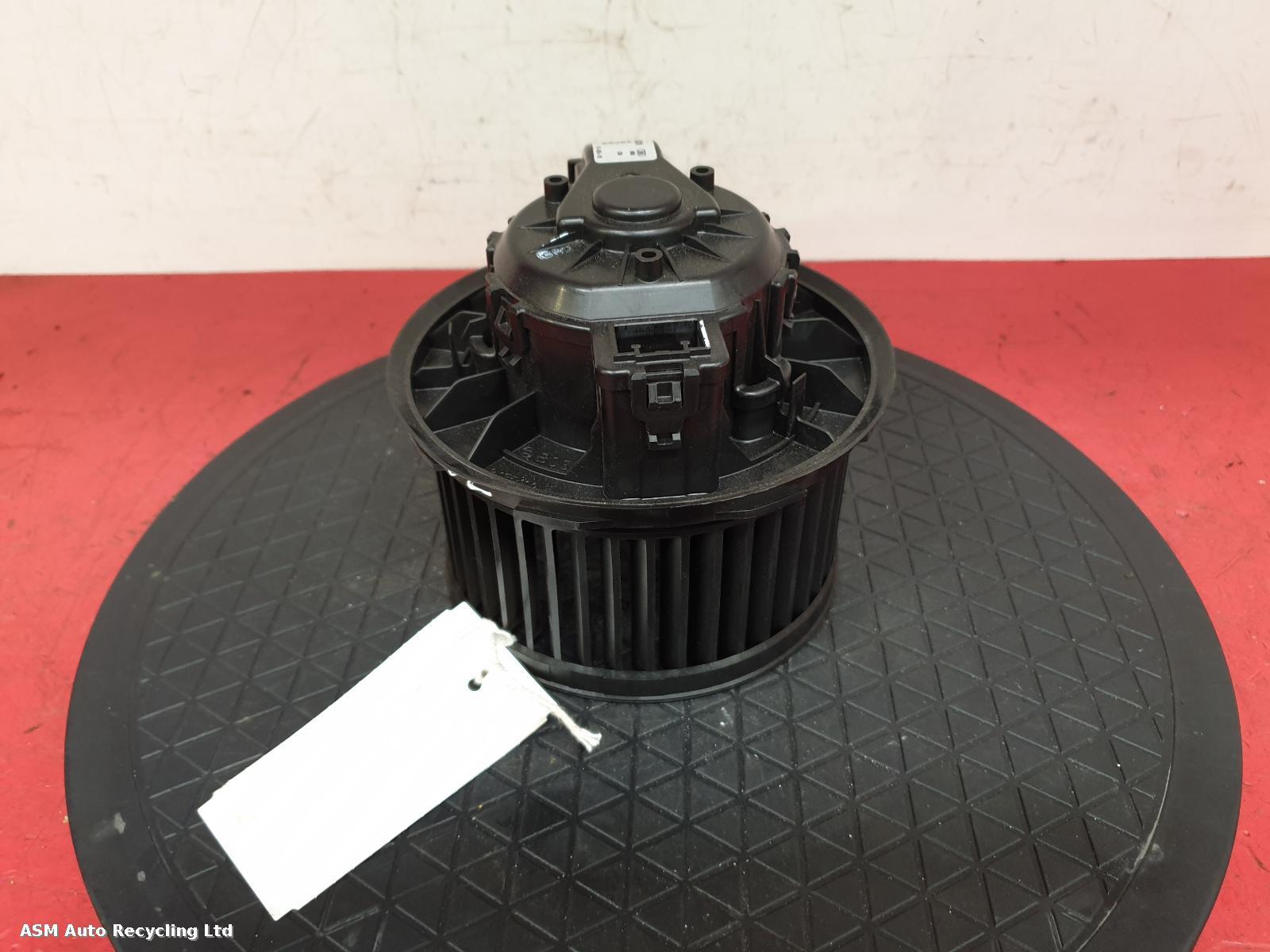 View Auto part Heater Motor/Assembly Volkswagen Up 2017