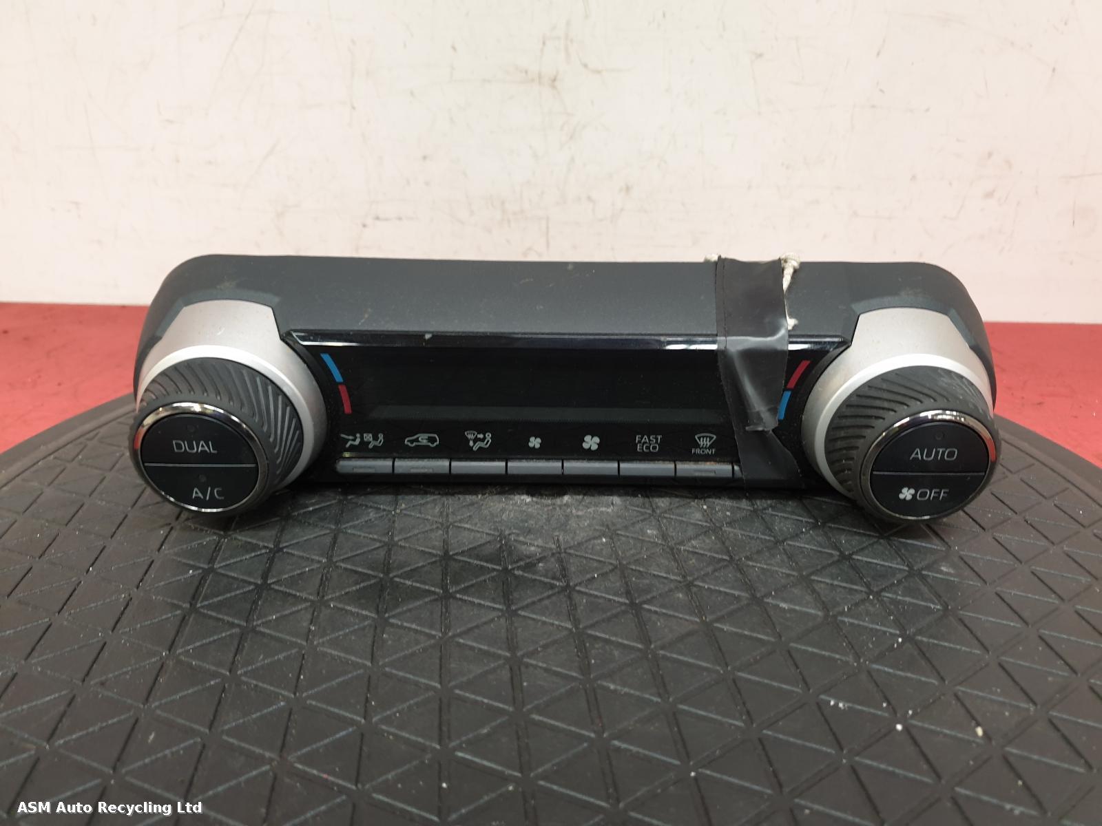 View Auto part Heater/AC Controller Toyota Rav 4 2020