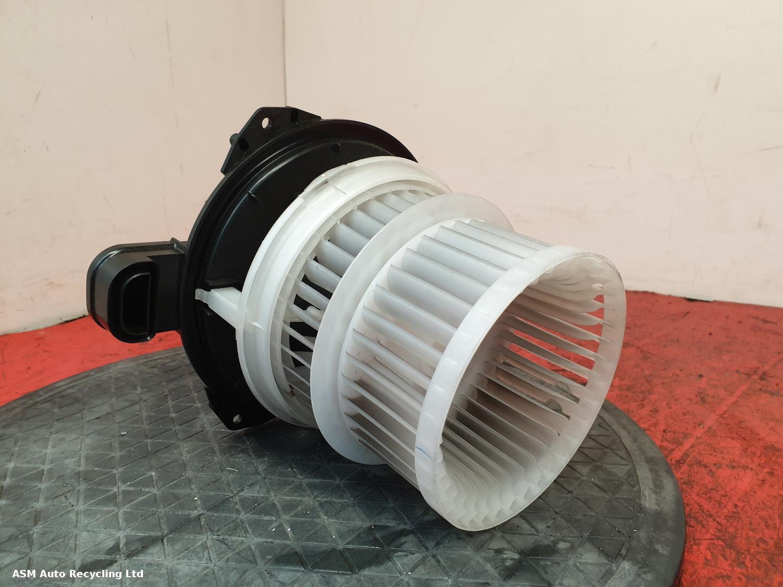 View Auto part Heater Motor/Assembly Toyota Rav 4 2020
