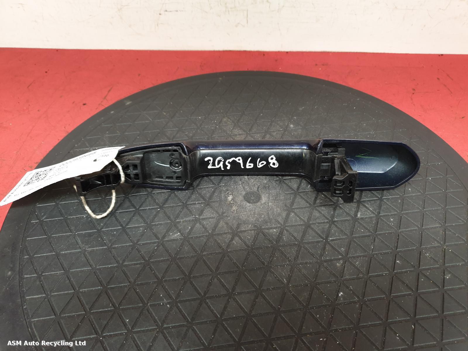 View Auto part Door Handle Toyota Rav 4 2020