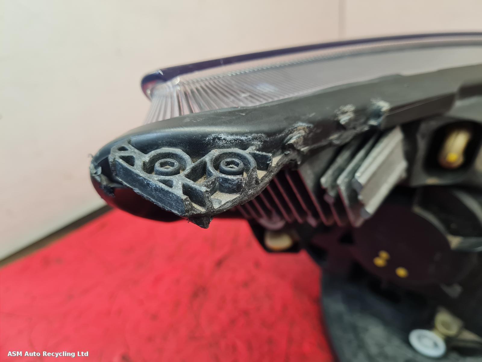 View Auto part L Headlamp Ford Focus 2019