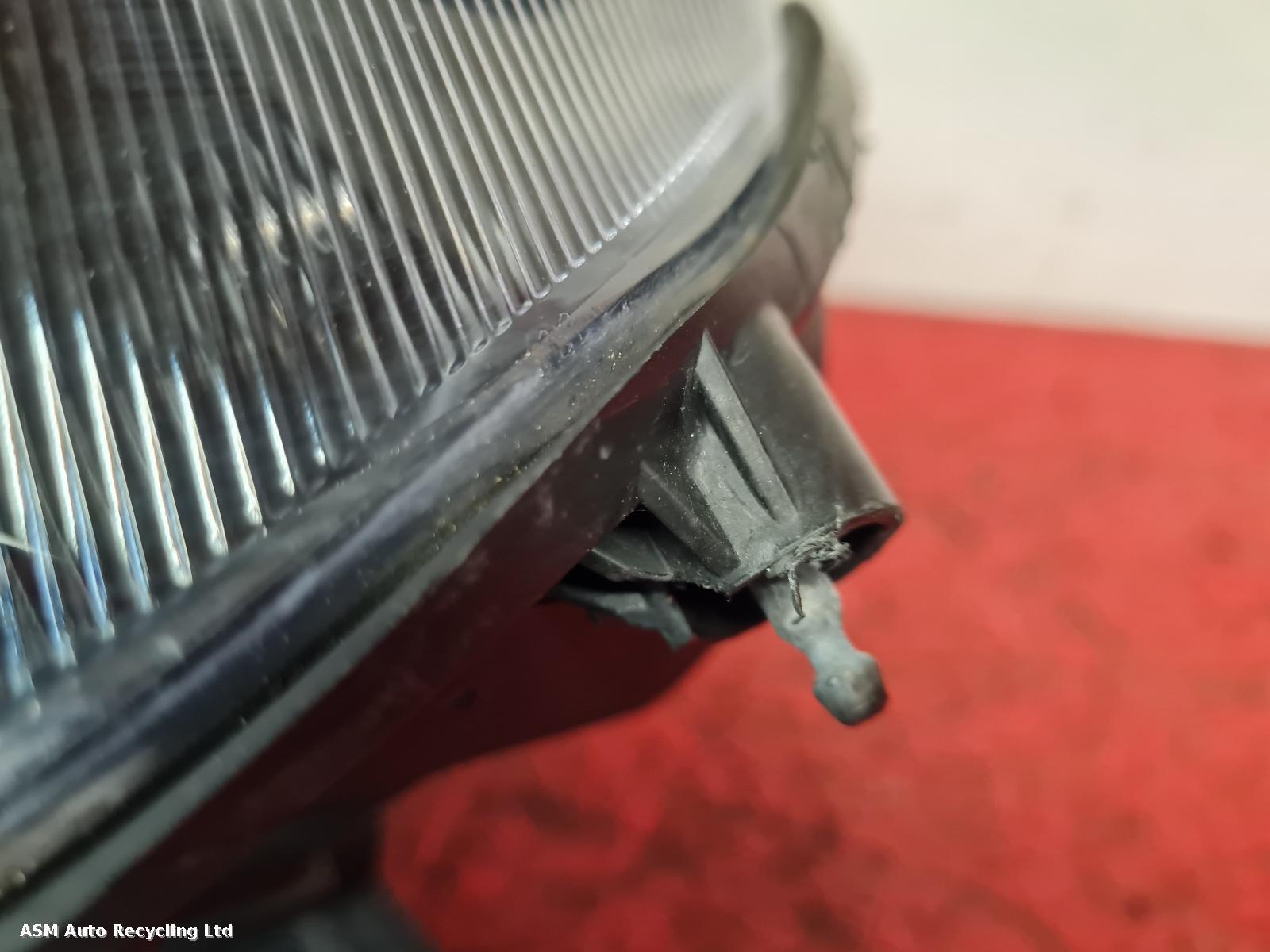 View Auto part L Headlamp Ford Focus 2019