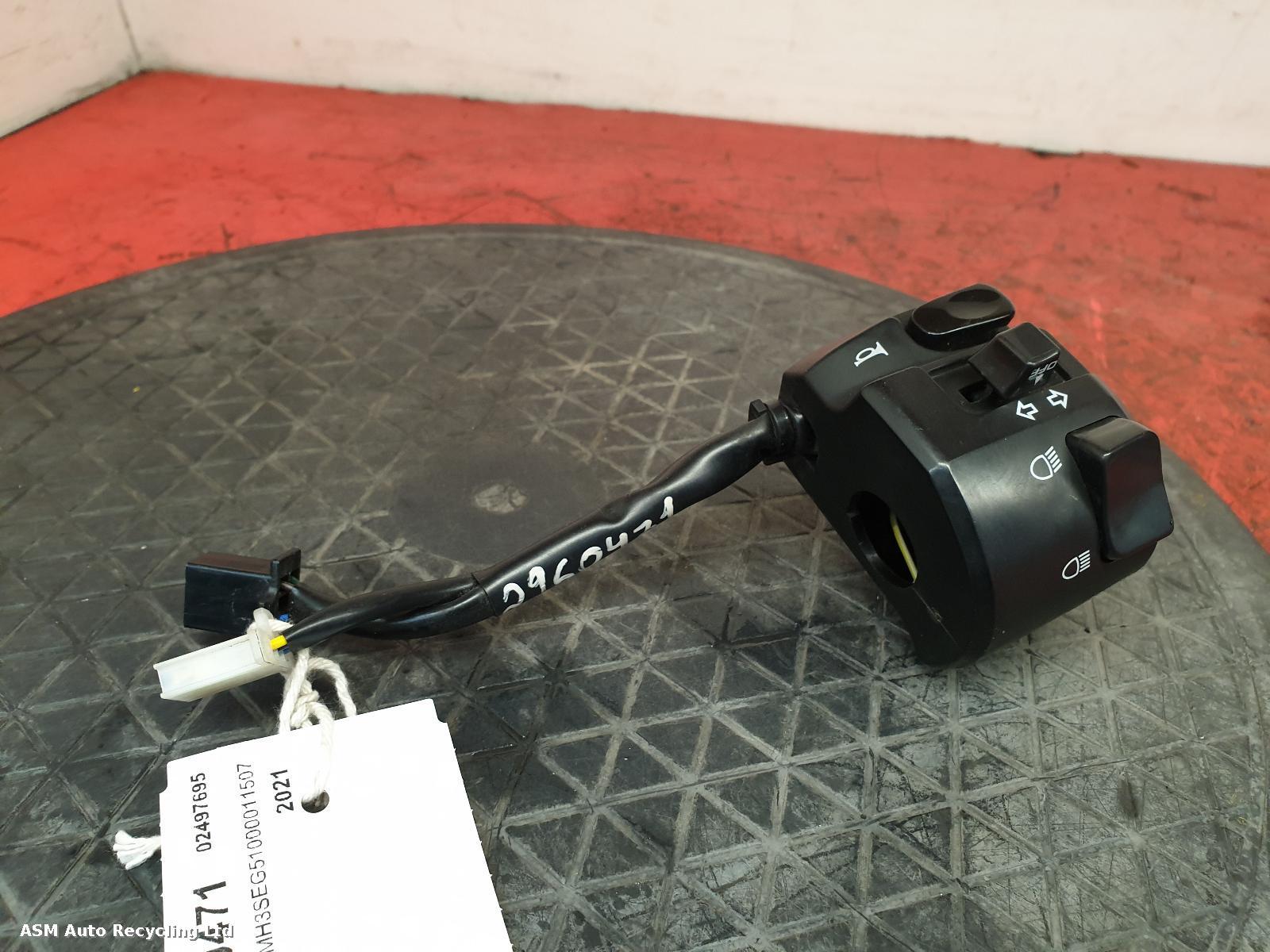 View Auto part LH Switch Gear Yamaha Gpd 2021