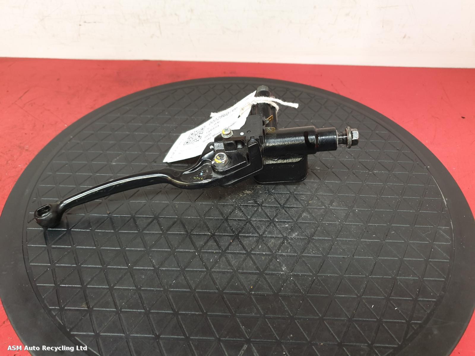 View Auto part Master Cylinder Yamaha Gpd 2021
