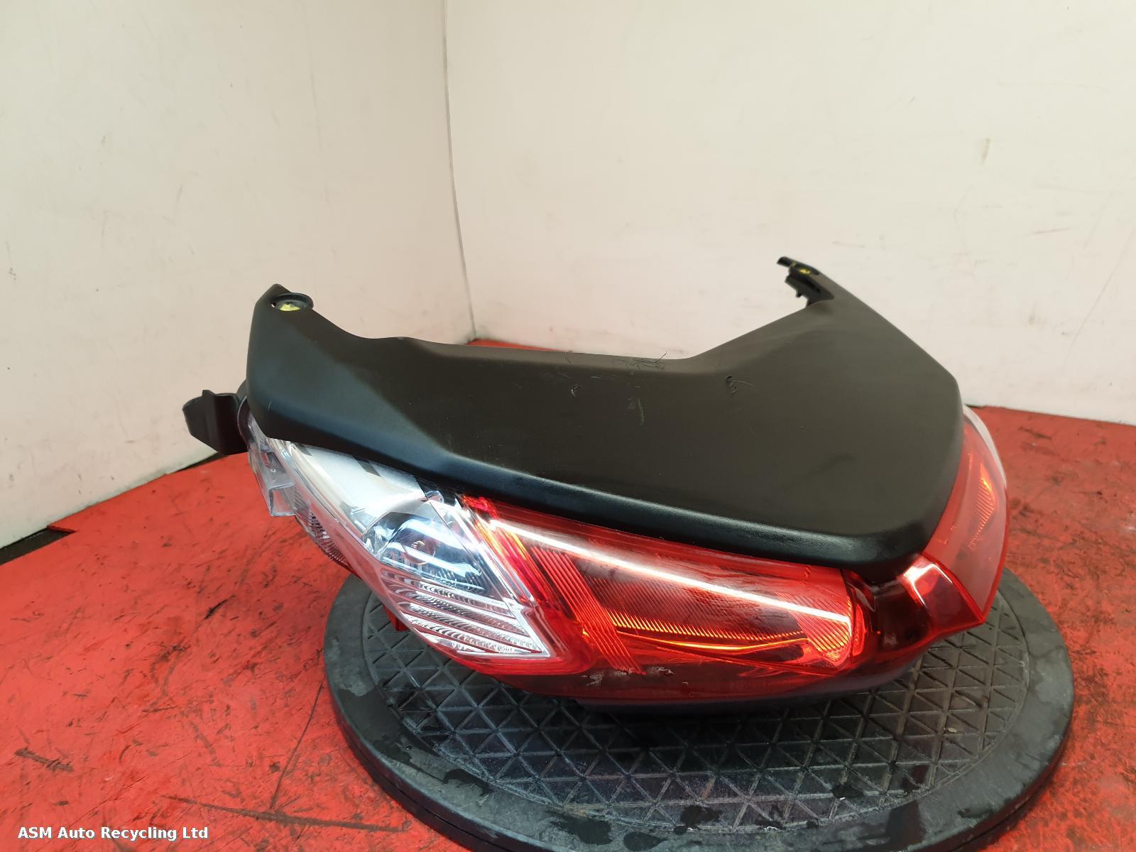 View Auto part Taillight Yamaha Gpd 2021