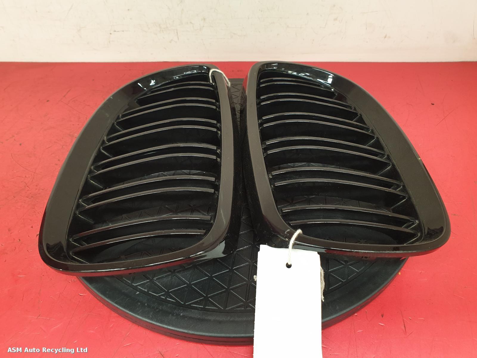 View Auto part Grille Bmw 3 Series 2007