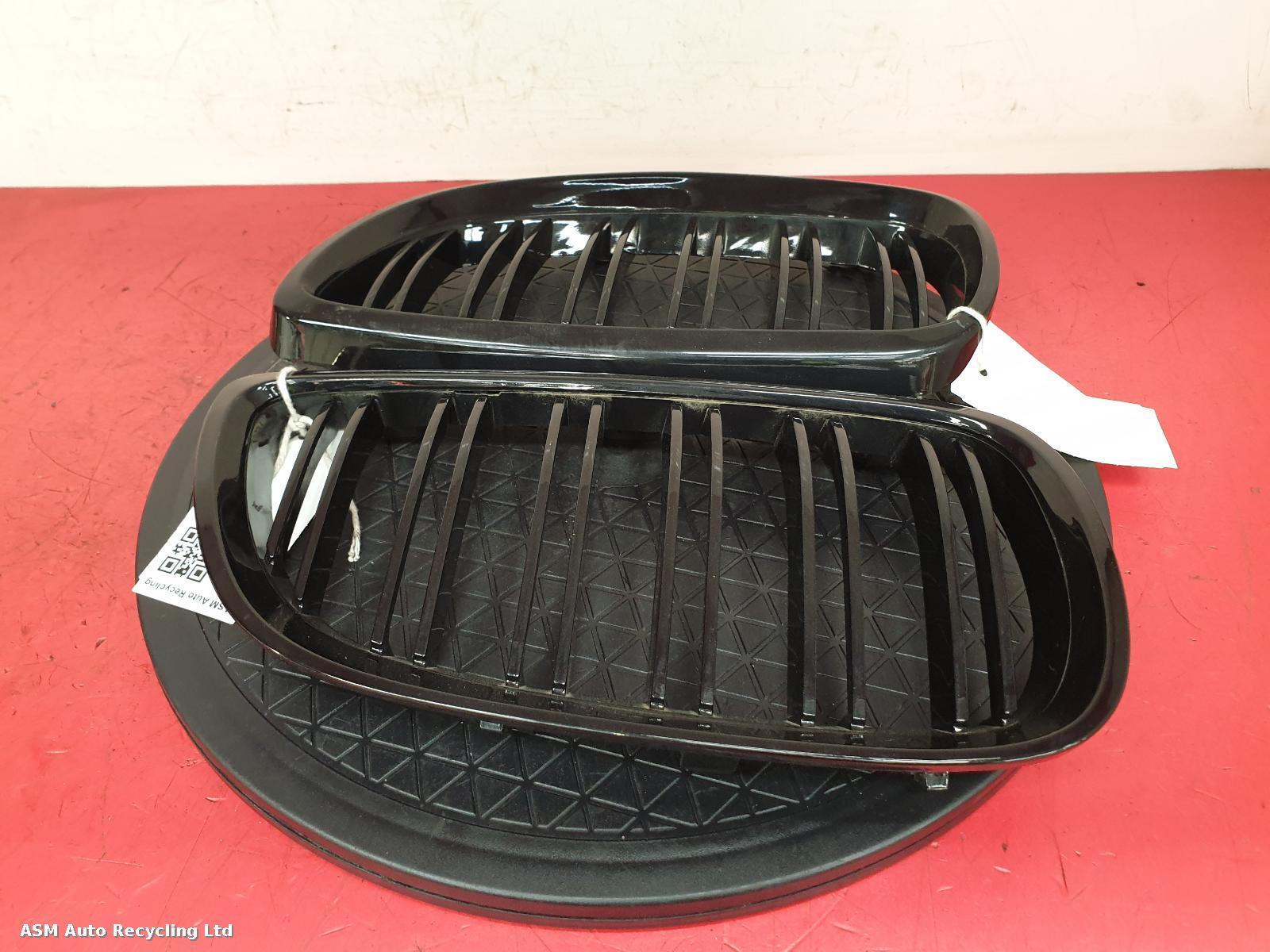 View Auto part Grille Bmw 3 Series 2007