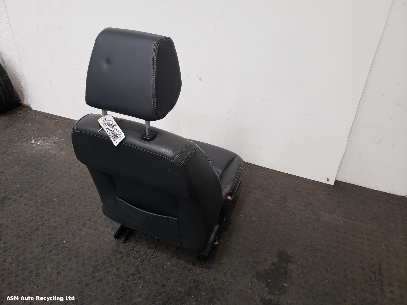 View Auto part Front Seat Ford Ranger 2014