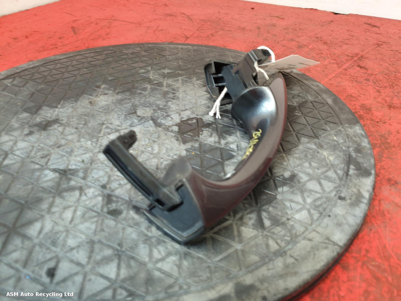 View Auto part Door Handle Audi Q3 2019