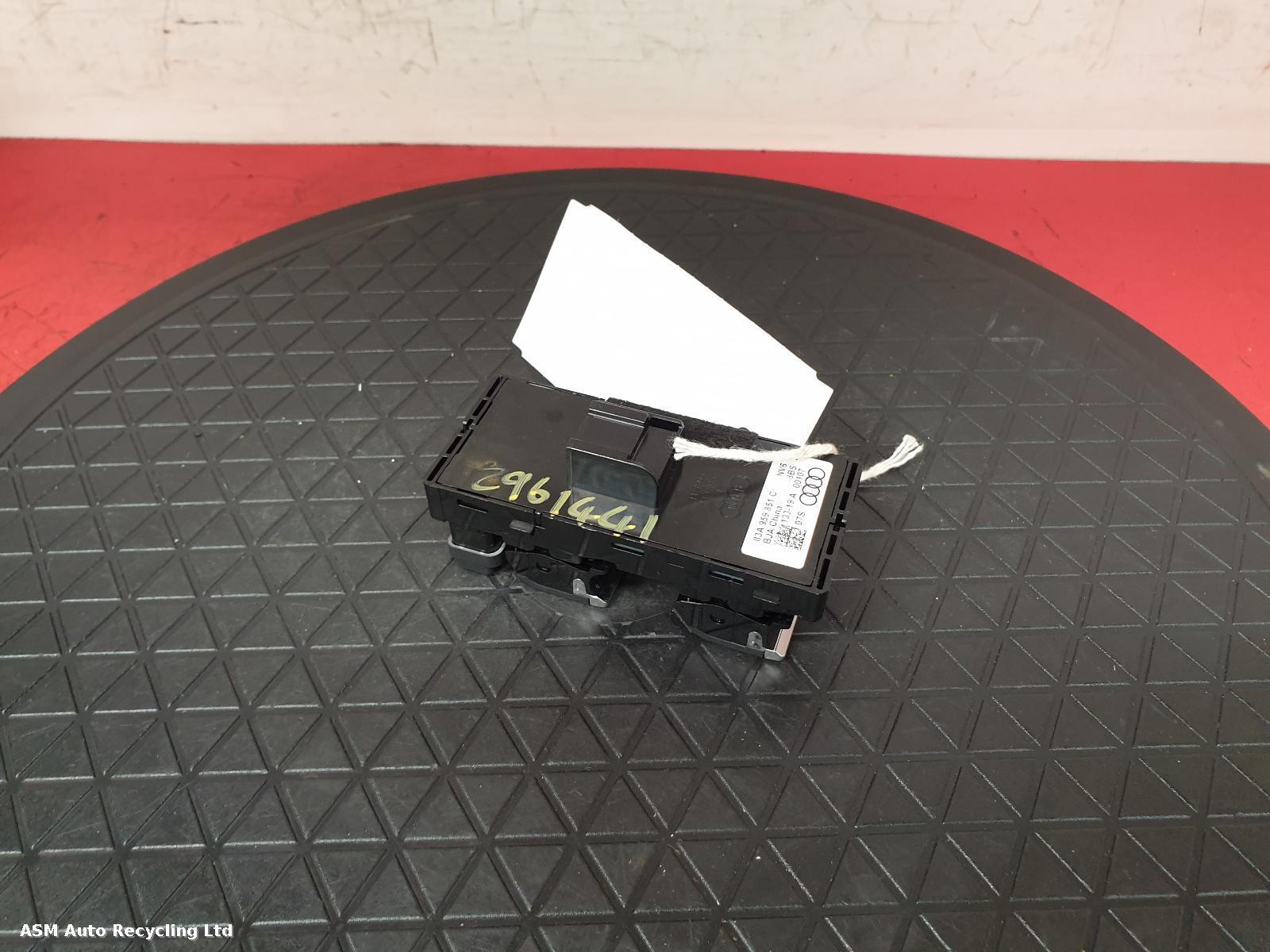 View Auto part Elect. Window Switch Audi Q3 2019