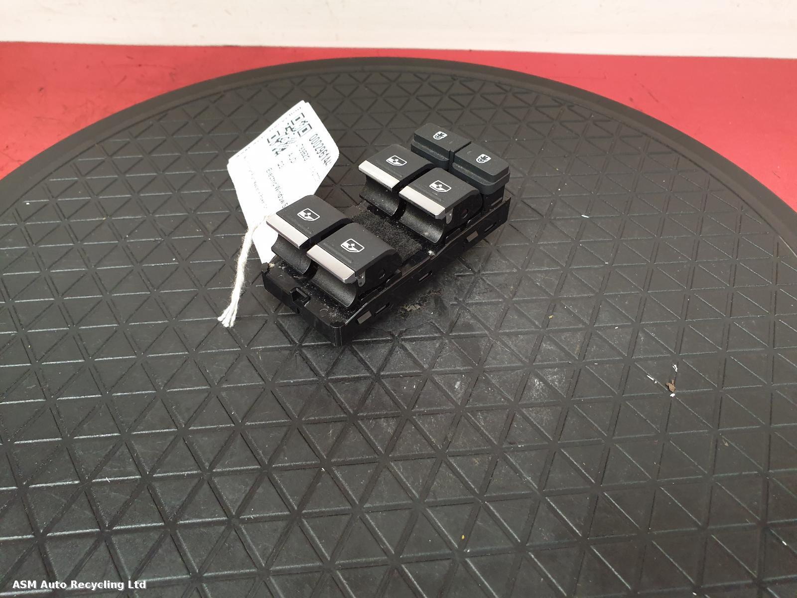 View Auto part Elect. Window Switch Audi Q3 2019
