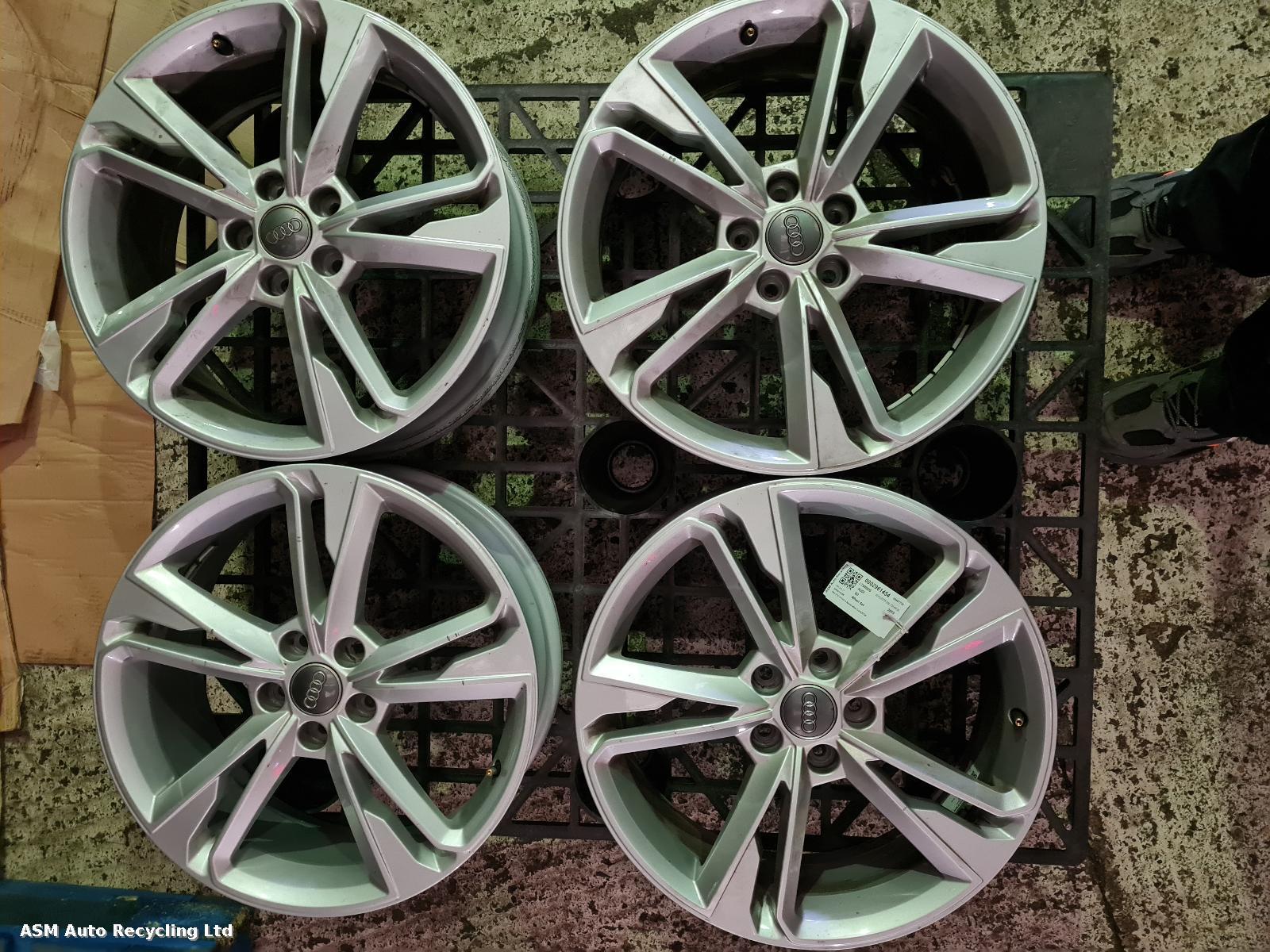 View Auto part Wheel Set Audi Q3 2019