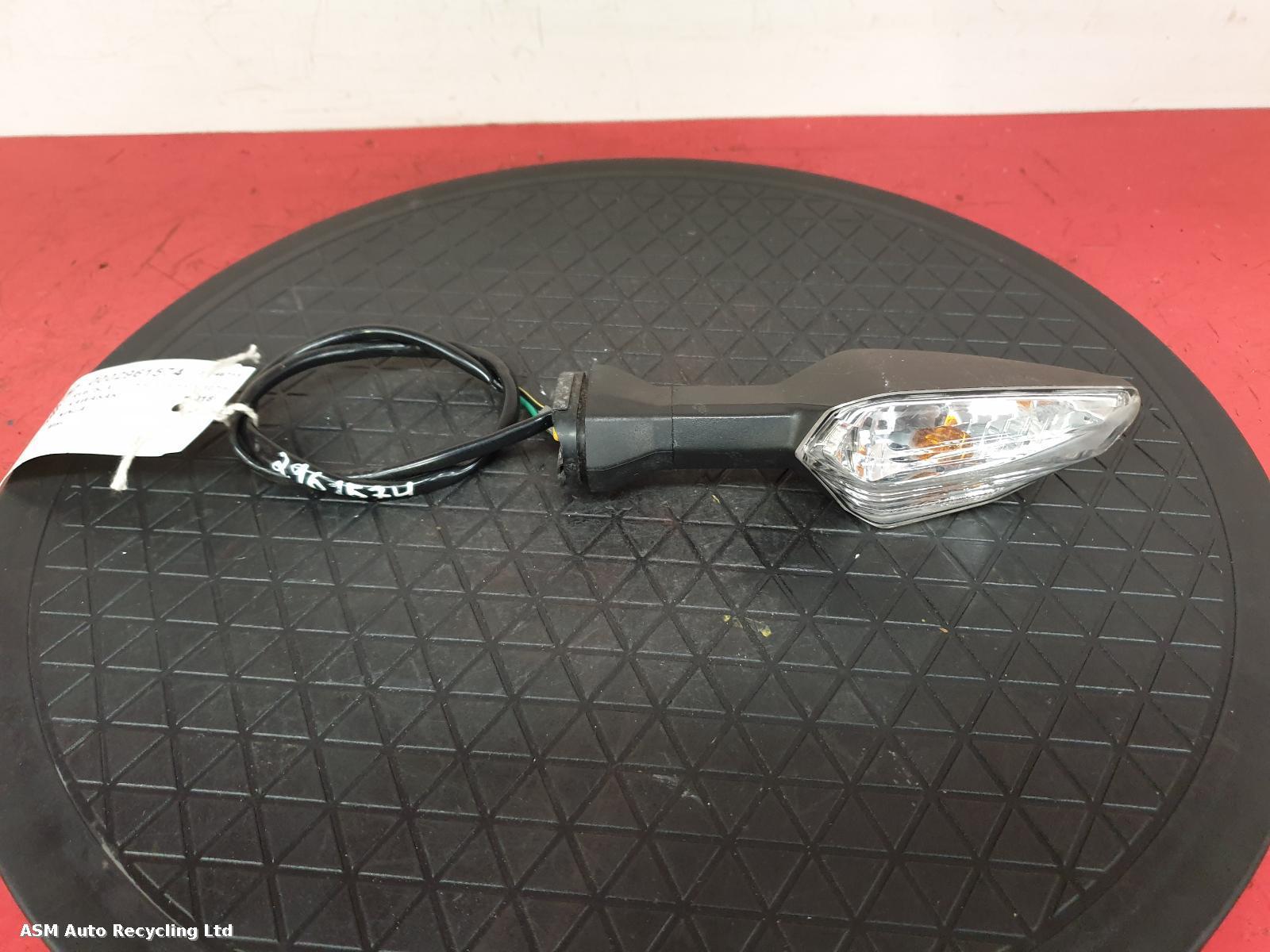View Auto part R Indicator Light Kawasaki Ninja 2018