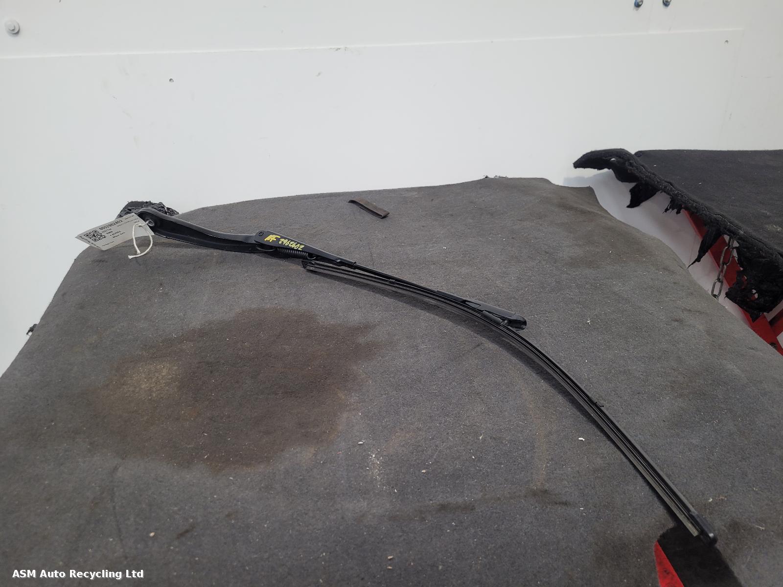 View Auto part Wiper Arm Bmw 4 Series 2014