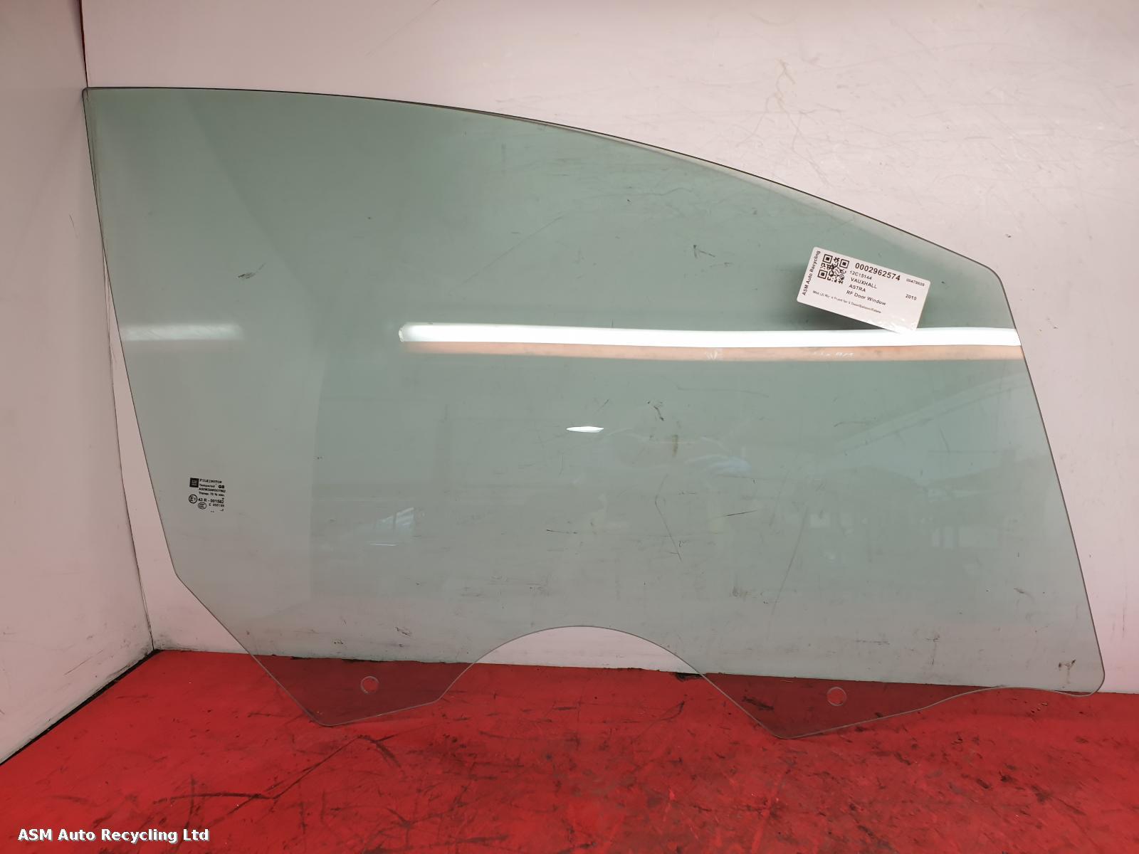 View Auto part RF Door Window Vauxhall Astra 2010