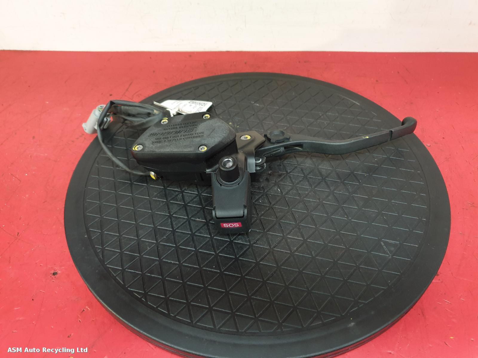 View Auto part Master Cylinder Bmw R Series R 1250 Gs Adventure 2020