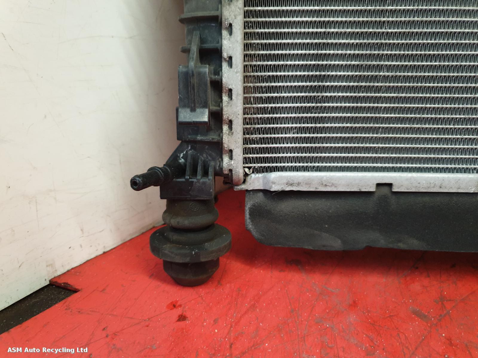 View Auto part Radiator Ford Transit Custom 2017