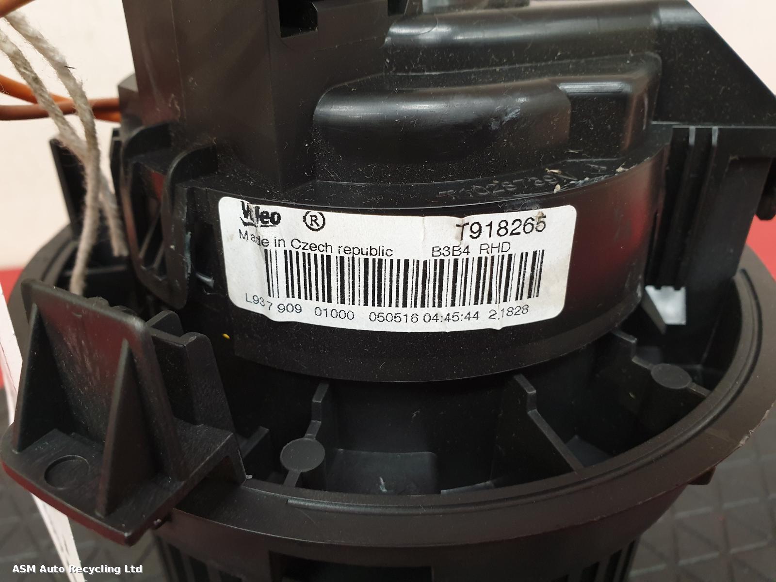 View Auto part Heater Motor/Assembly Citroen C1 2016