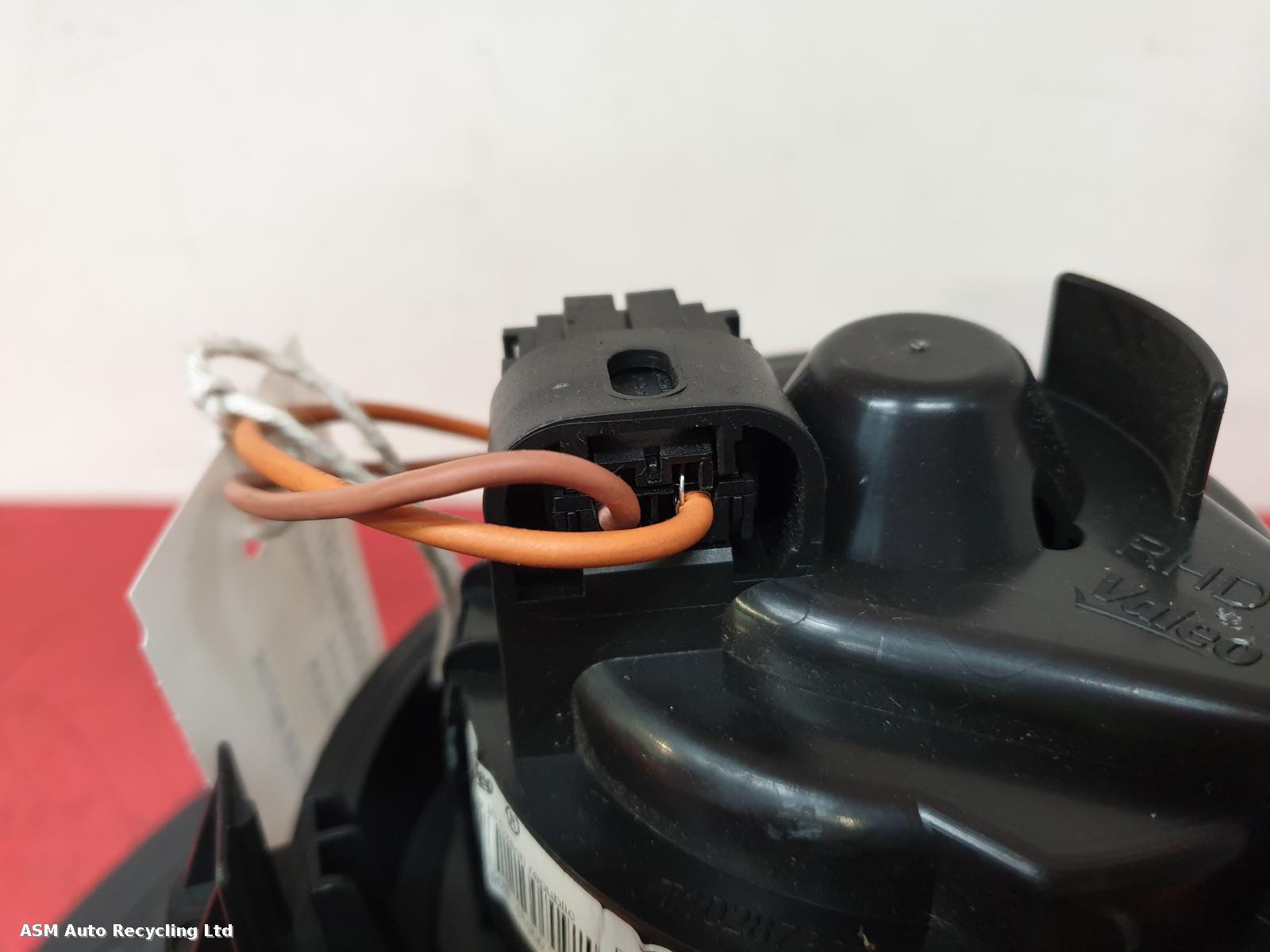 View Auto part Heater Motor/Assembly Citroen C1 2016
