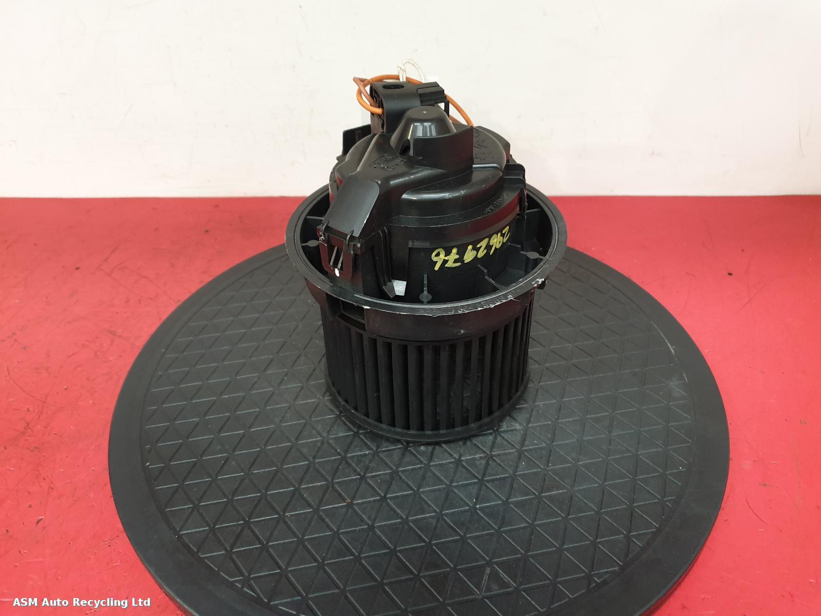 View Auto part Heater Motor/Assembly Citroen C1 2016
