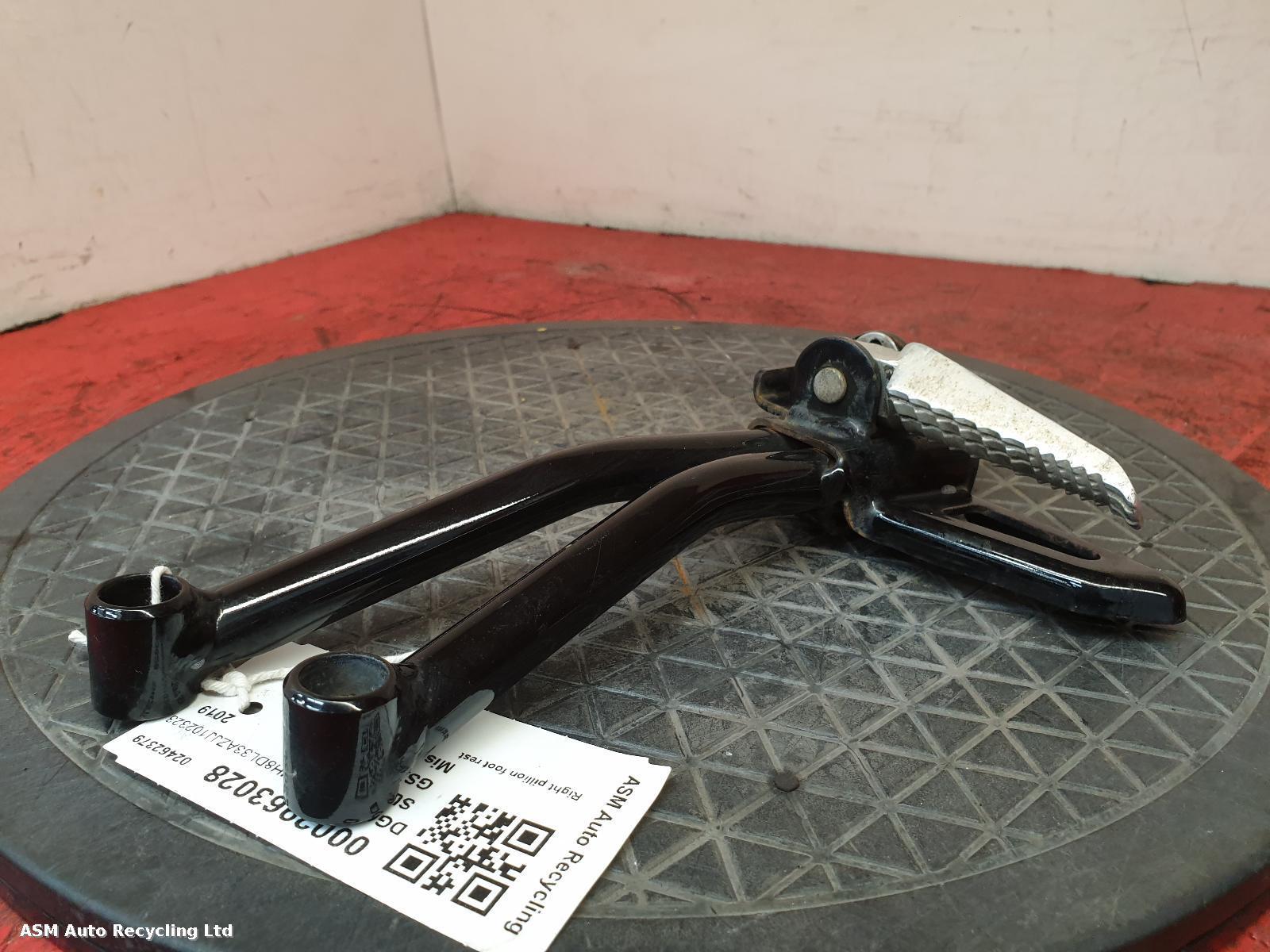 View Auto part Footpeg Suzuki Gsxr 125 2019
