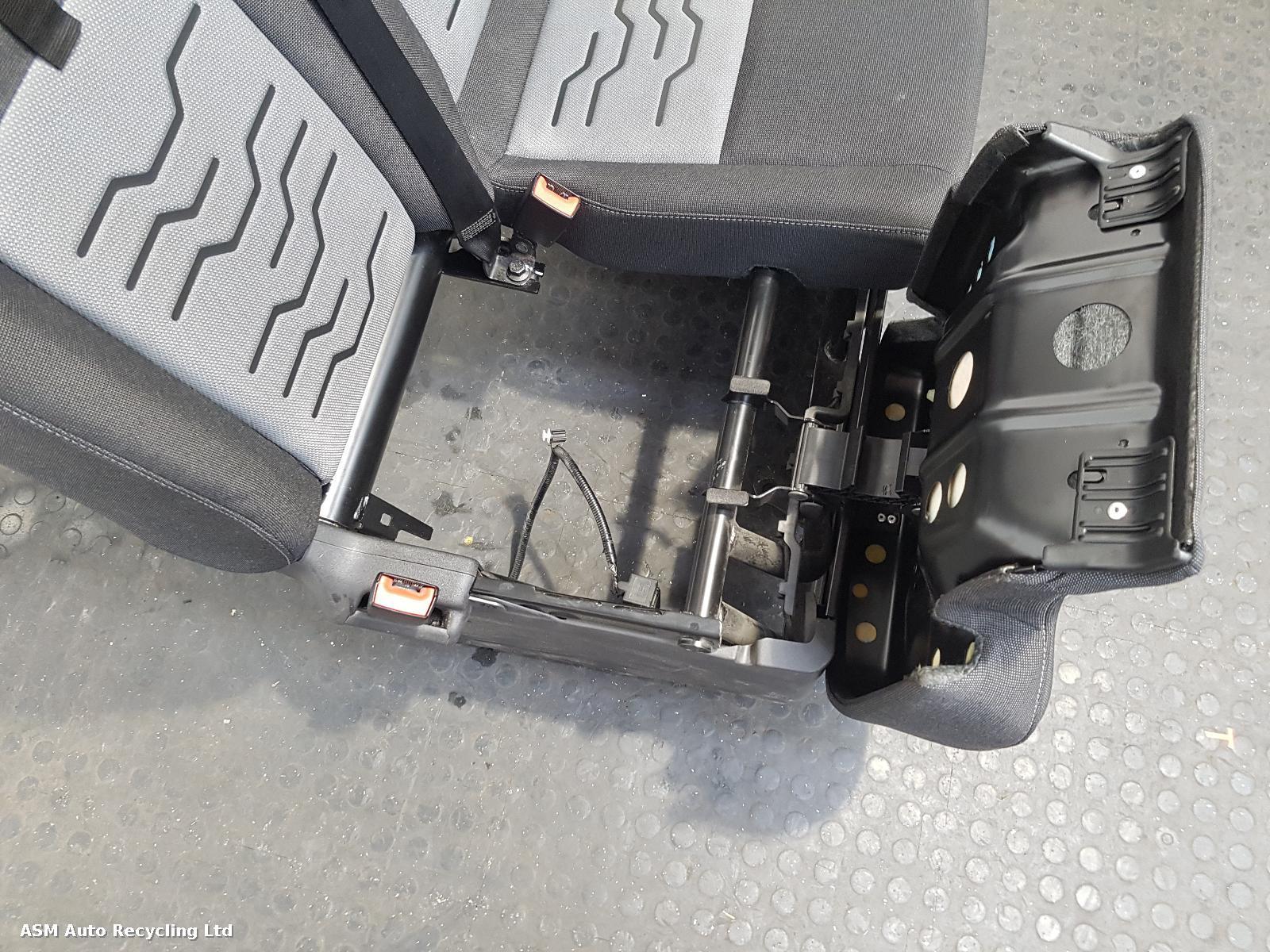 View Auto part Front Seat Ford Transit Custom 2017