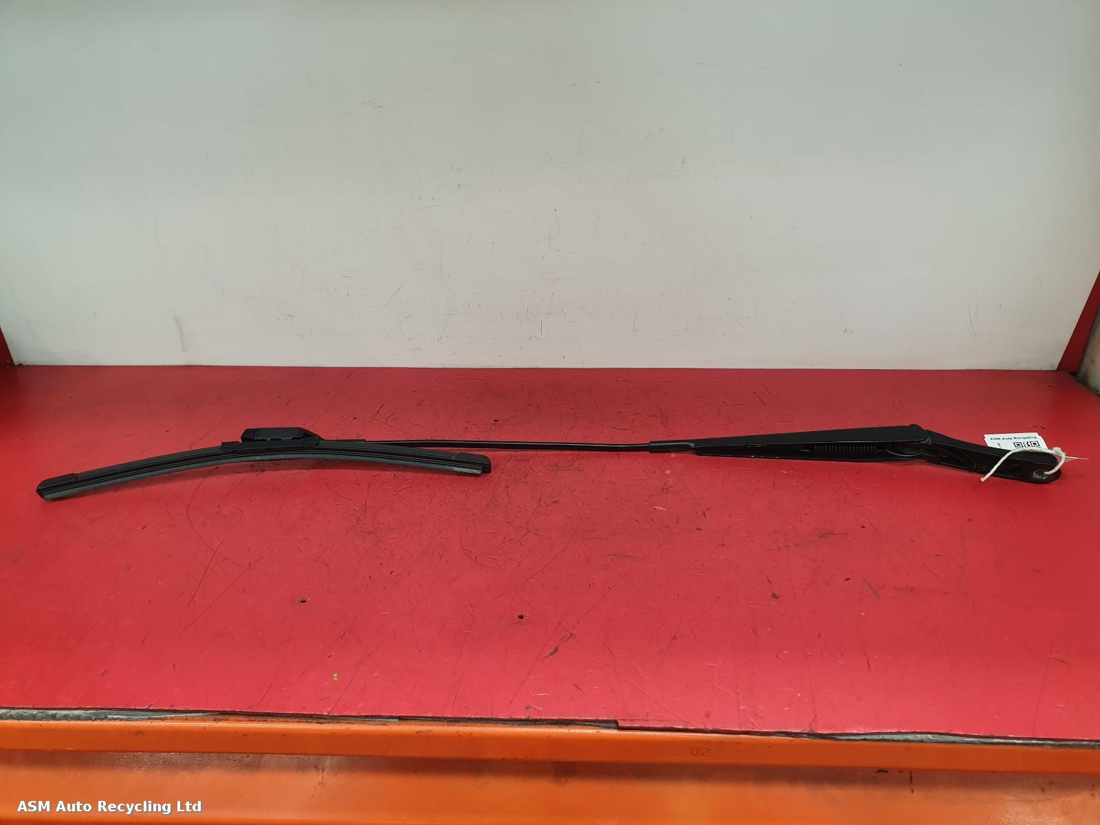 View Auto part Wiper Arm Volkswagen Up 2015