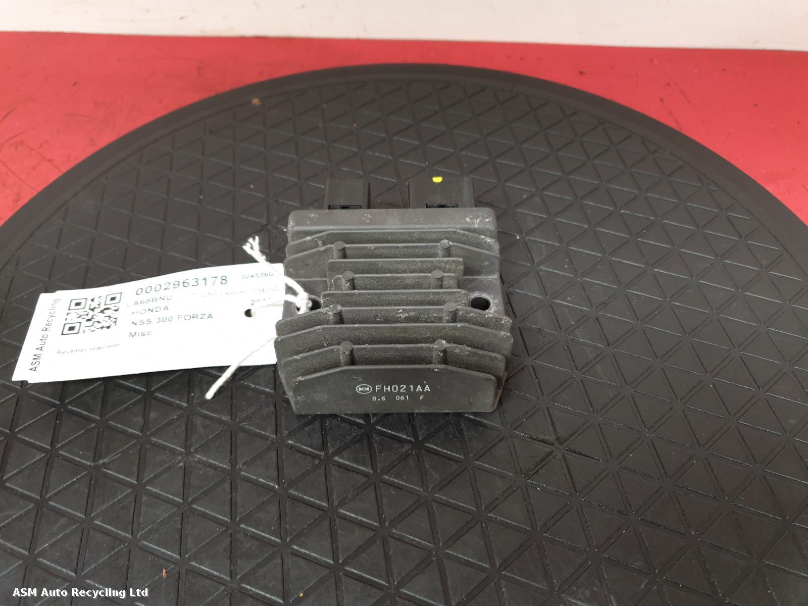 View Auto part Regulator/Rectifier Honda Nss 300 Forza 2019