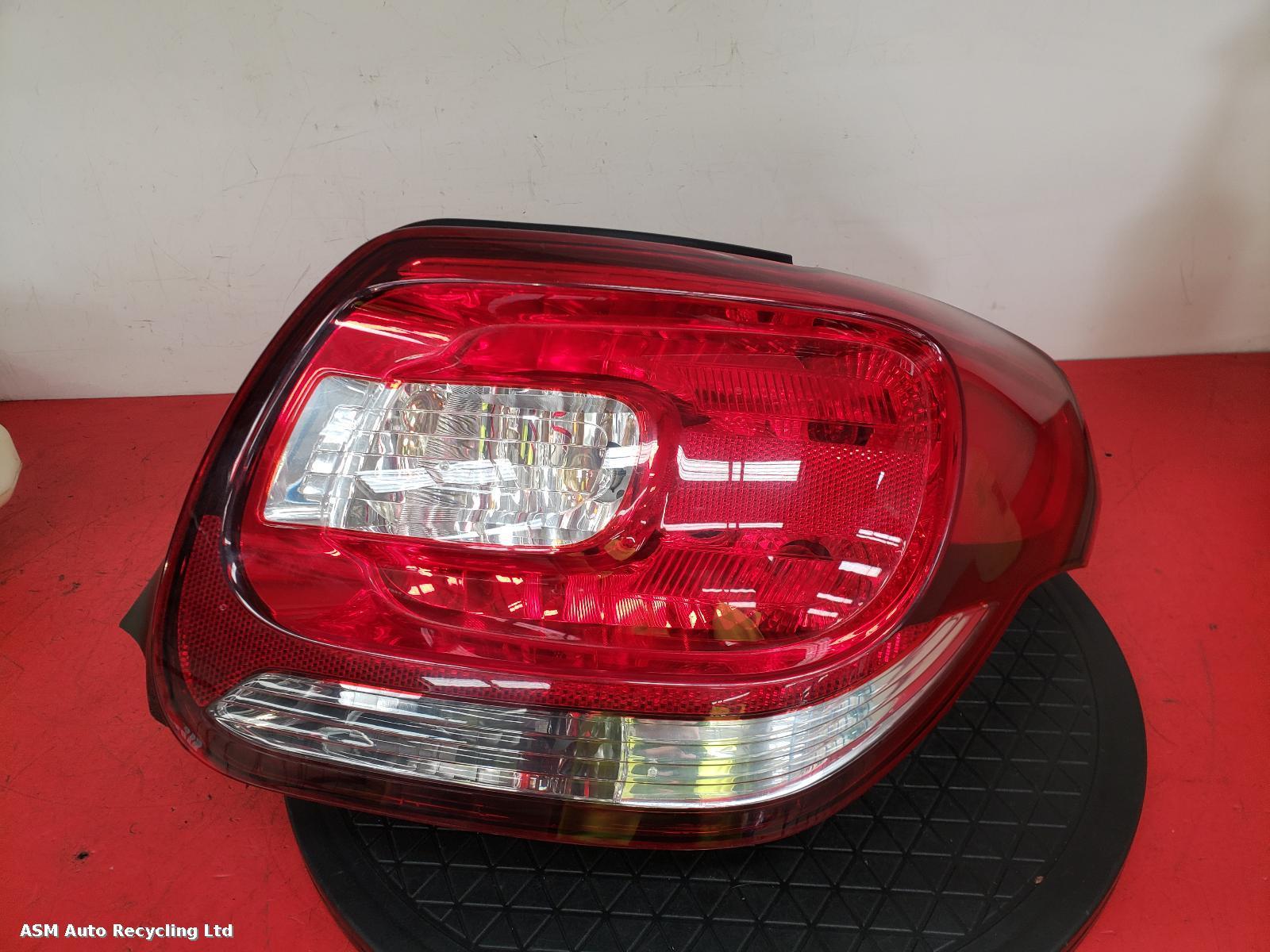 View Auto part R Taillight Citroen Ds3 2012