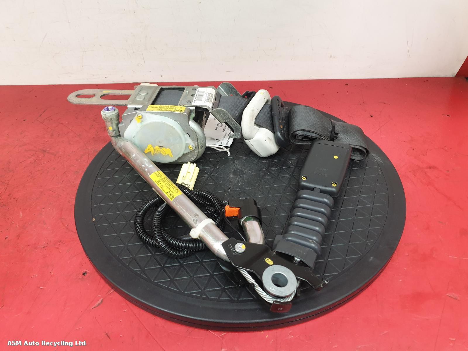 View Auto part Seat Belt Chrysler 300c 2008