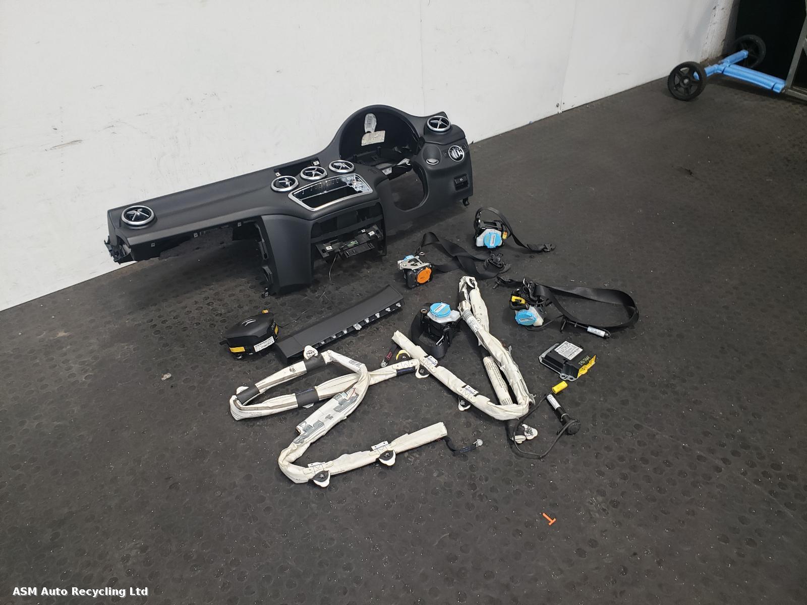 View Auto part Airbag Kit Mercedes A Class 2015