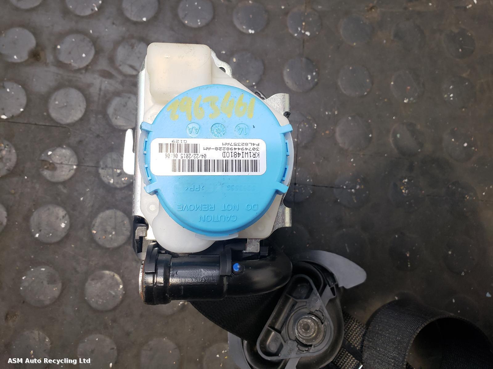 View Auto part Airbag Kit Mercedes A Class 2015